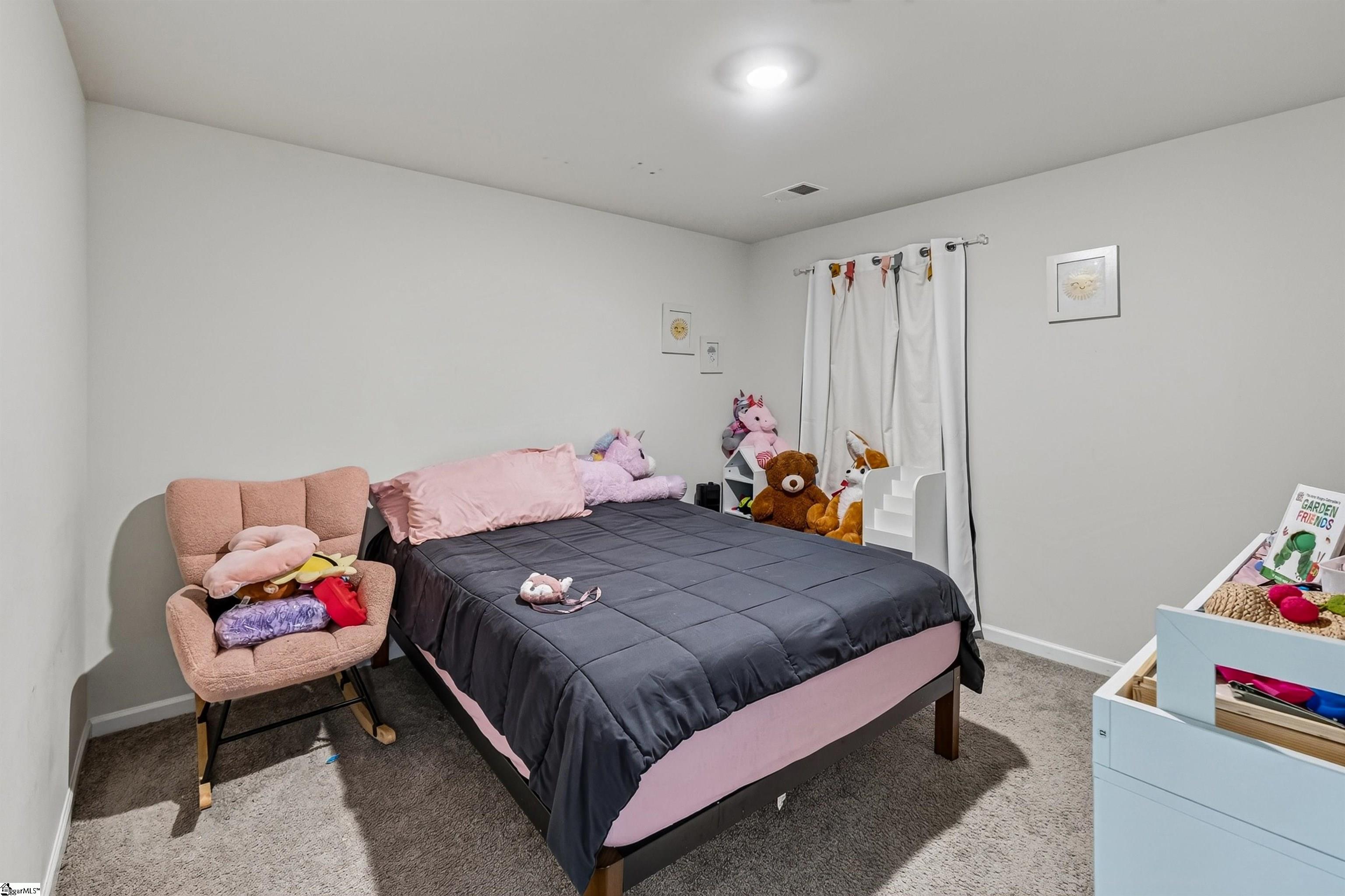 220 Slateford Circle Property Photo 17
