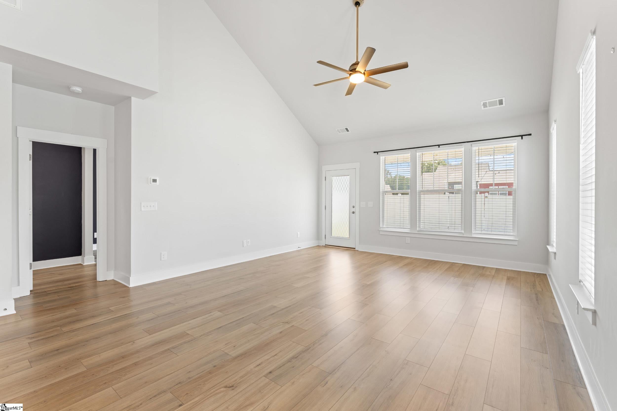 1332 Summer Gold Way Property Photo 13