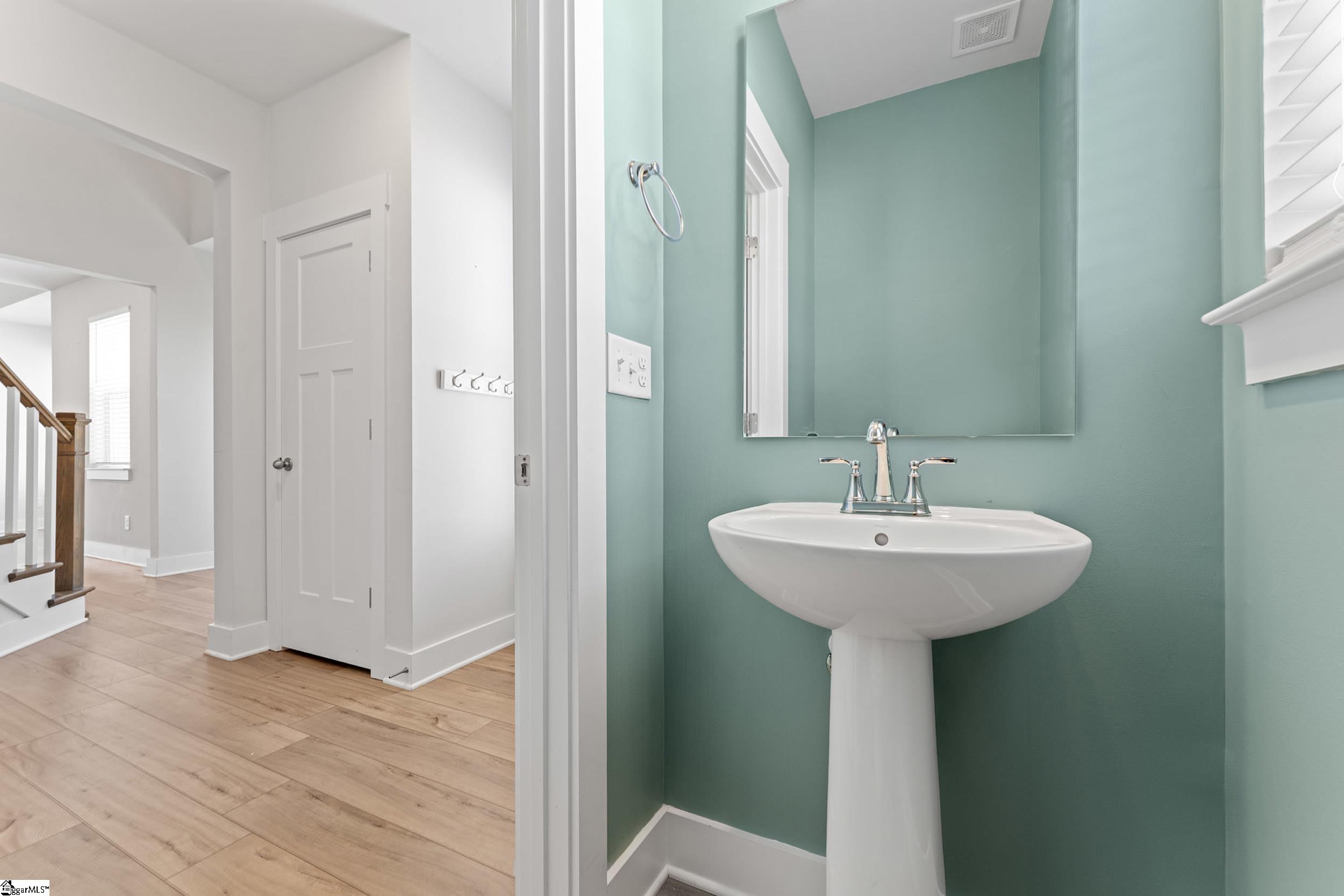 1332 Summer Gold Way Property Photo 23