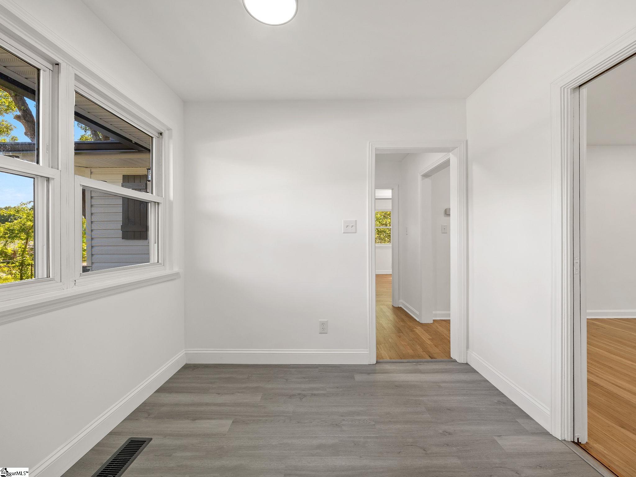 255 Hazelwood Avenue Property Photo 19