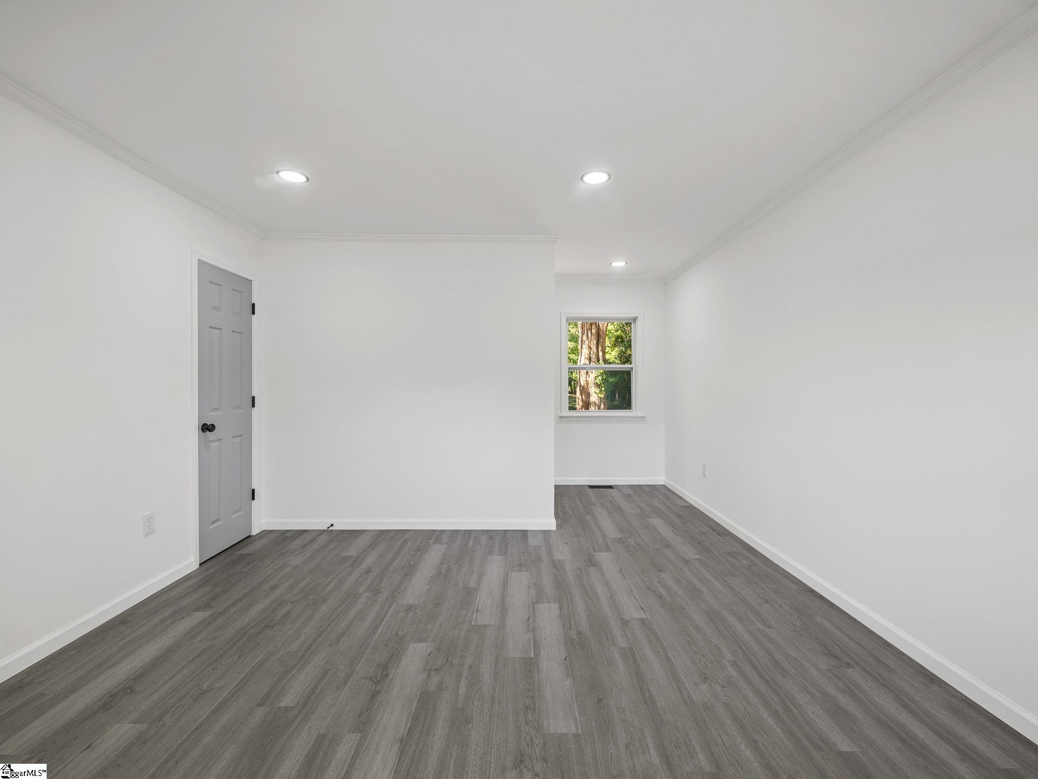 255 Hazelwood Avenue Property Photo 20