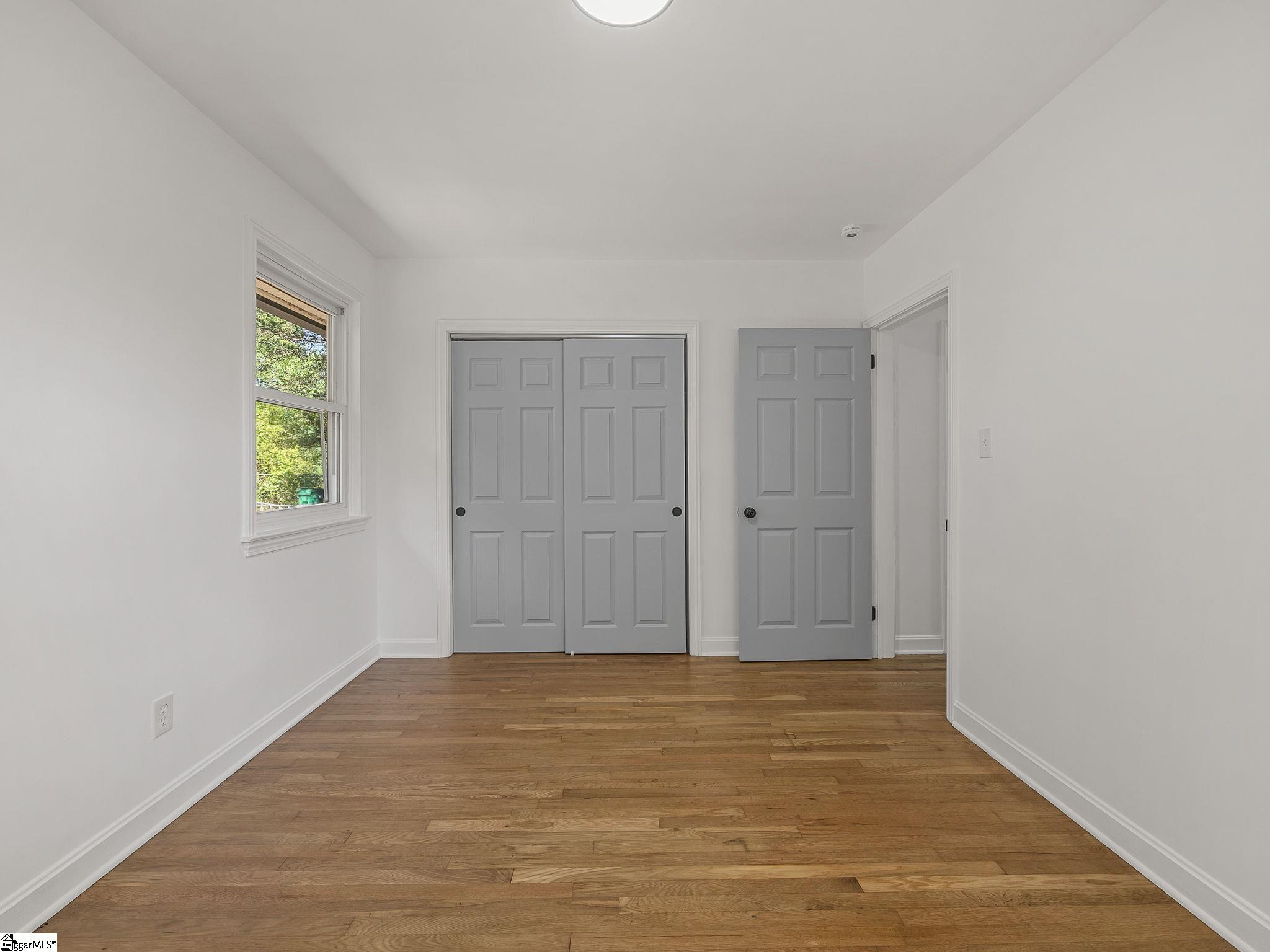 255 Hazelwood Avenue Property Photo 34