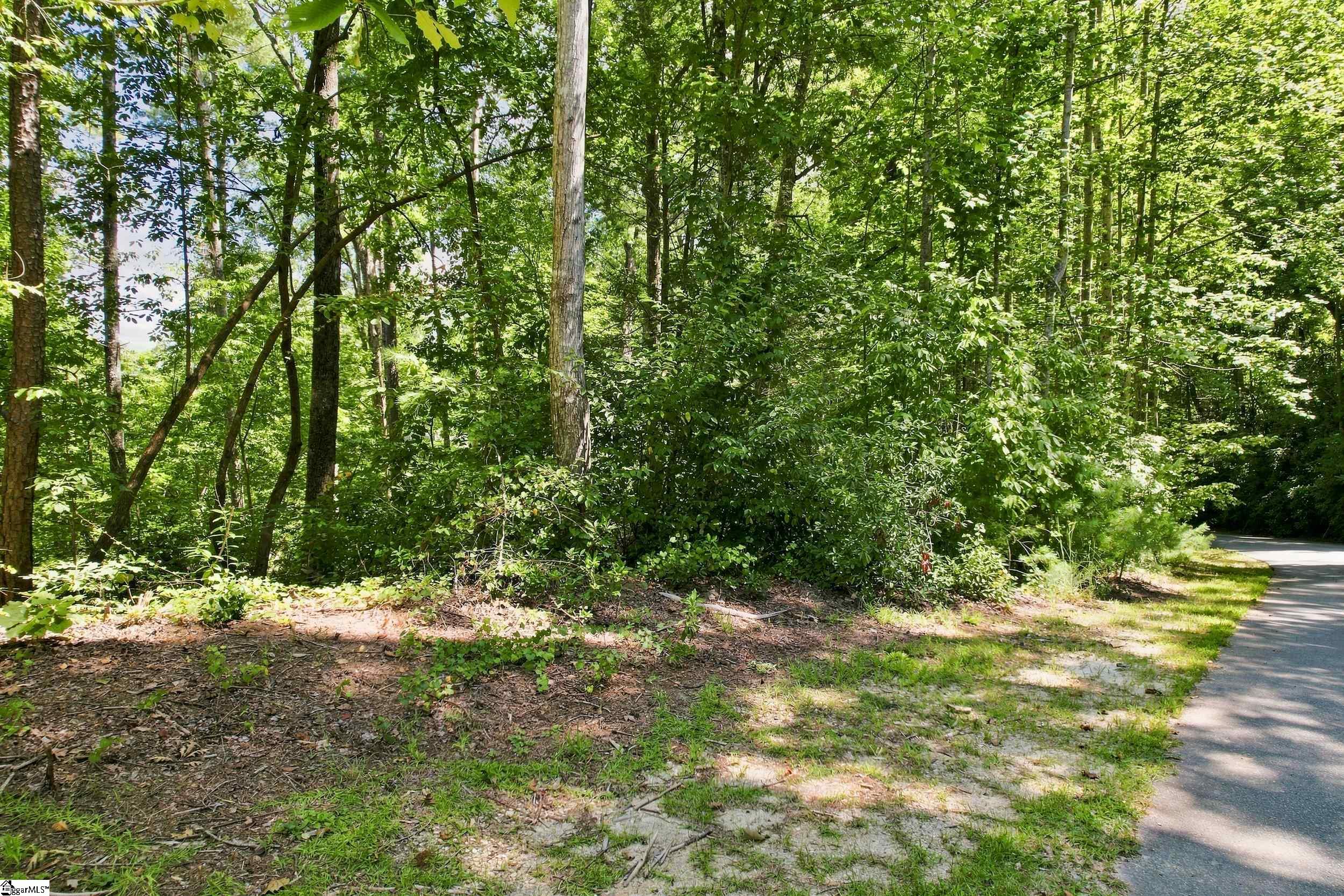 926 Bay Ridge Drive Property Photo 3