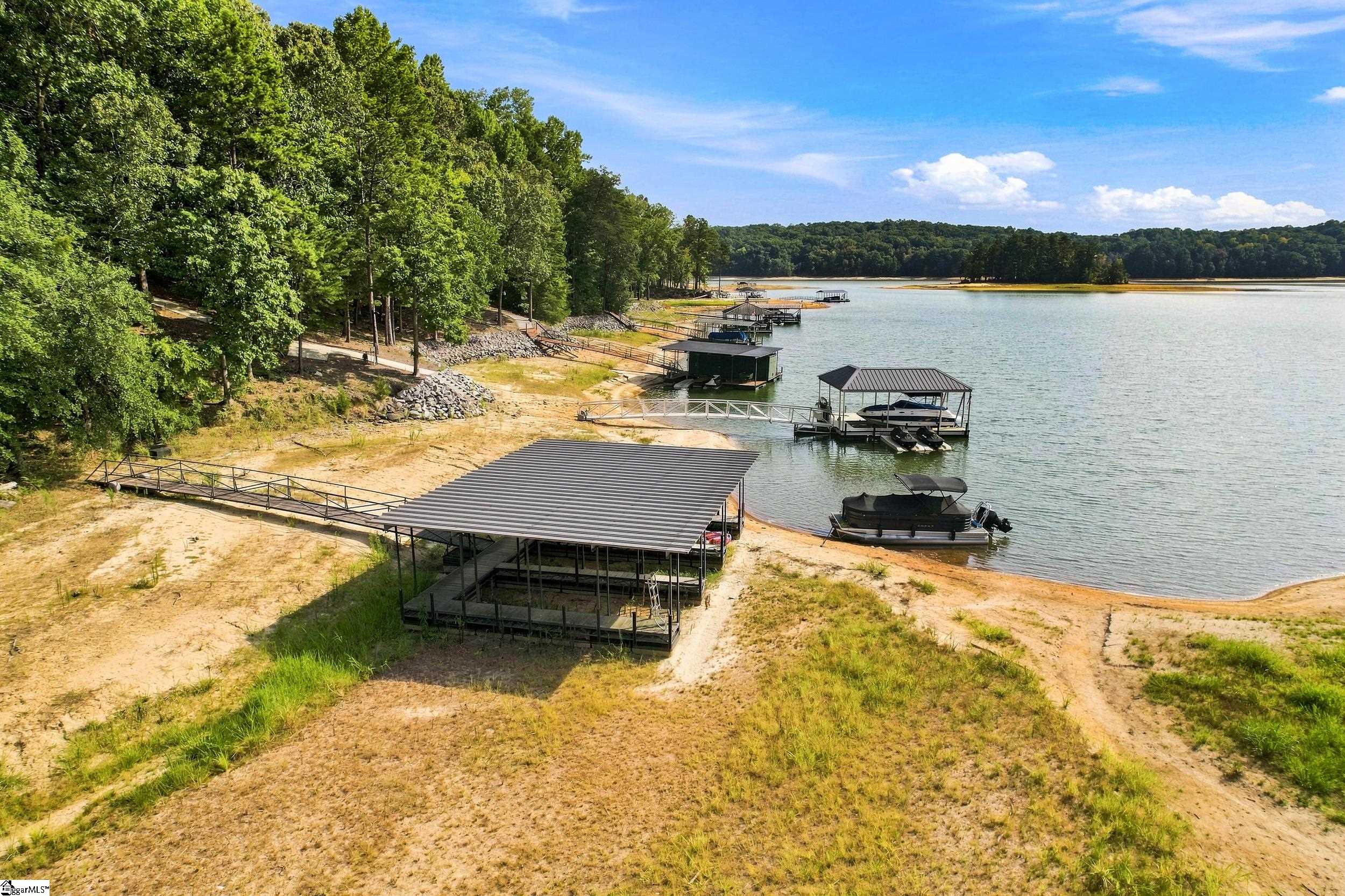 424 Hyde Cove Drive Property Photo 31