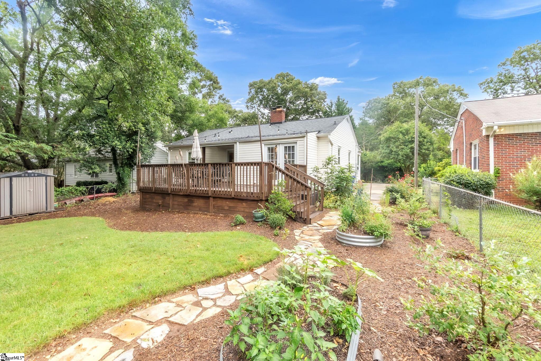 6 Elletson Drive Property Photo 16