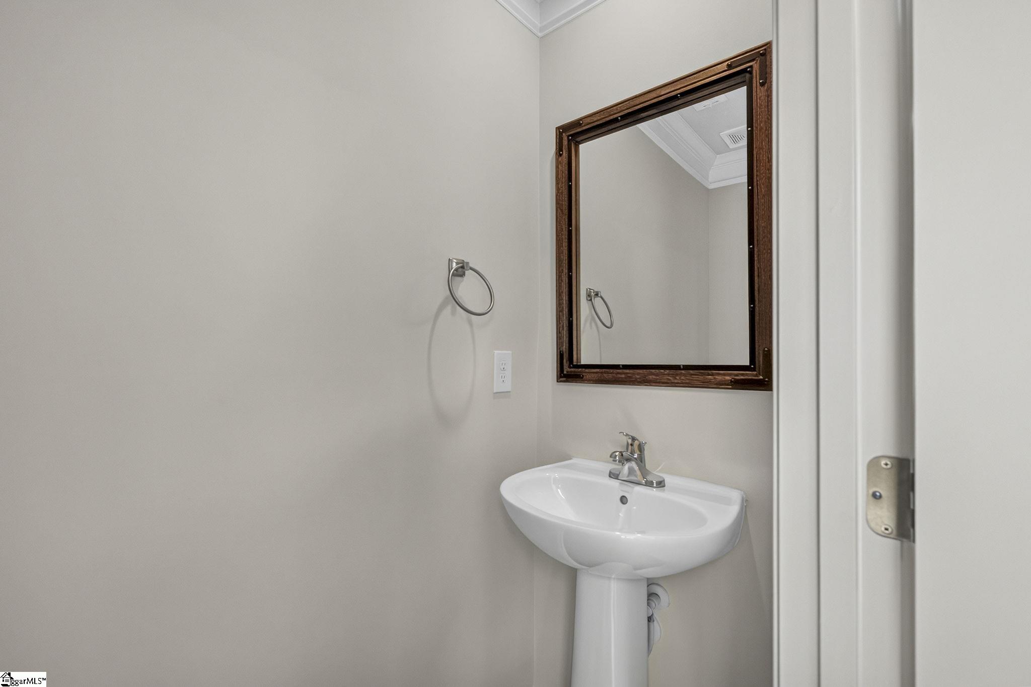 406 Edenvale Drive Property Photo 11