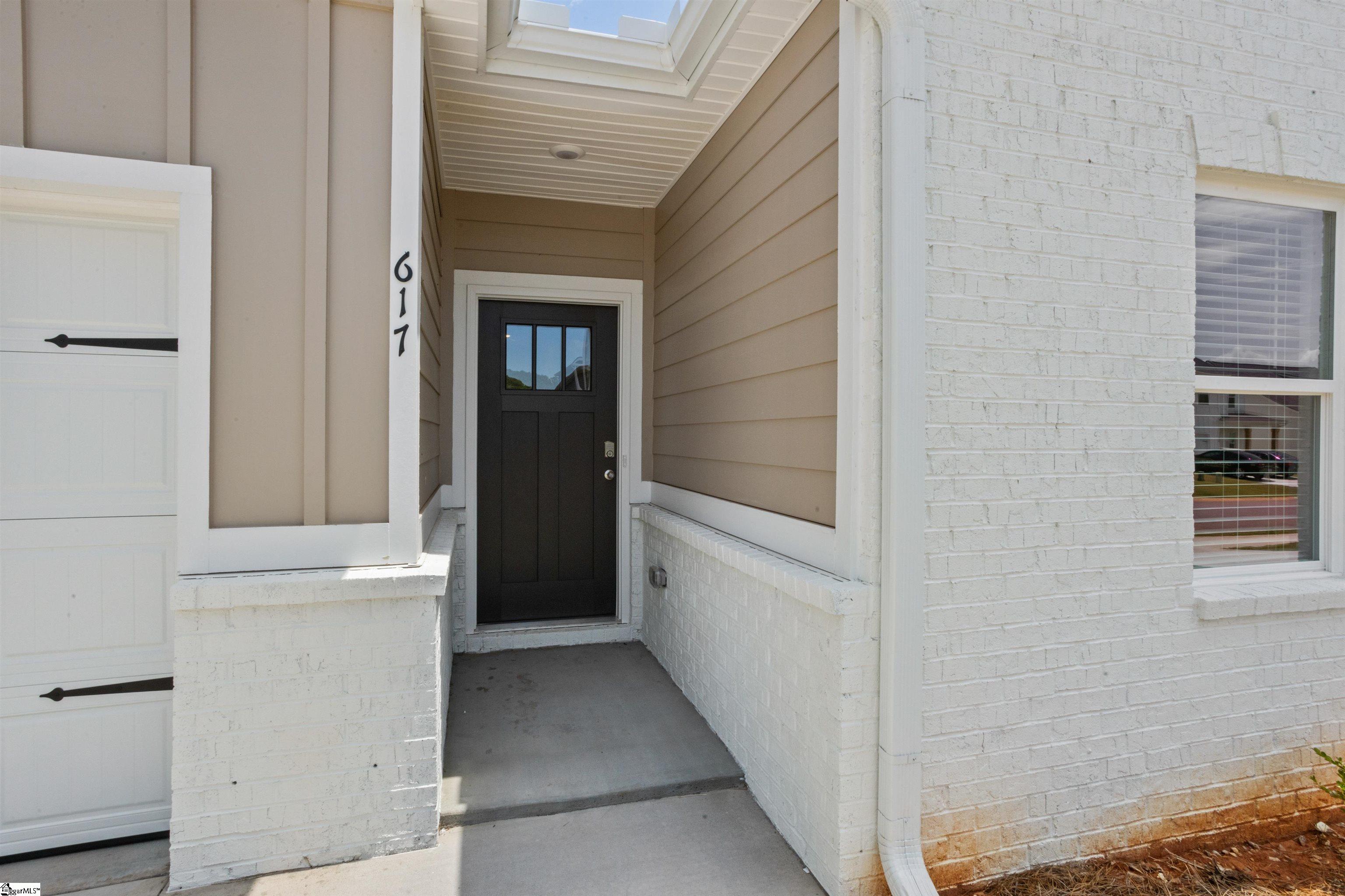 617 Silver Fir Street Property Photo 3
