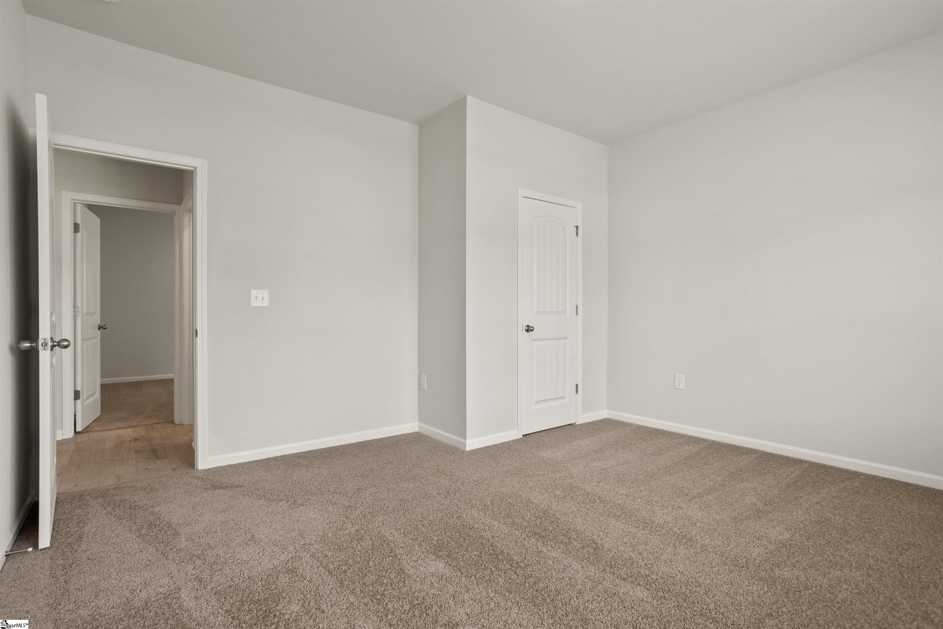 617 Silver Fir Street Property Photo 6