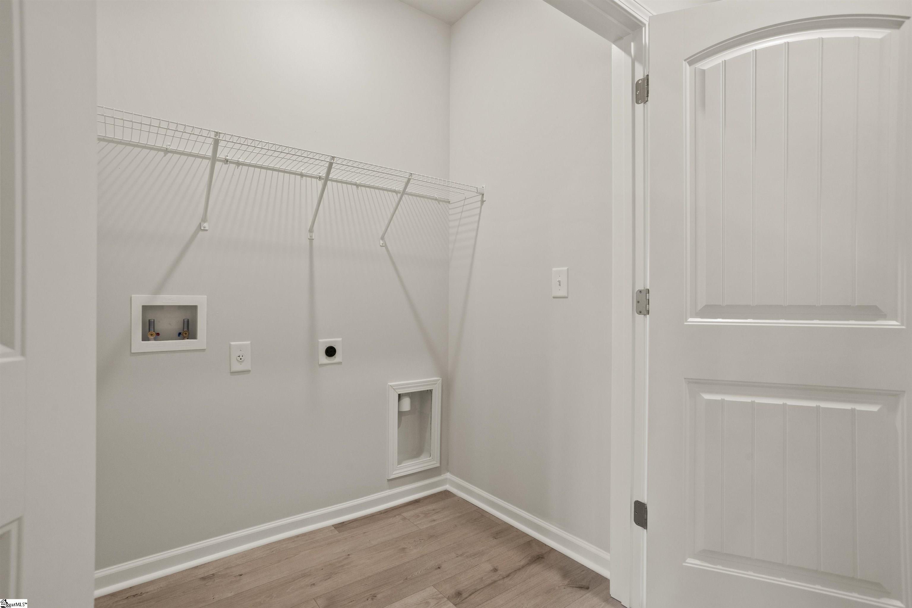617 Silver Fir Street Property Photo 10