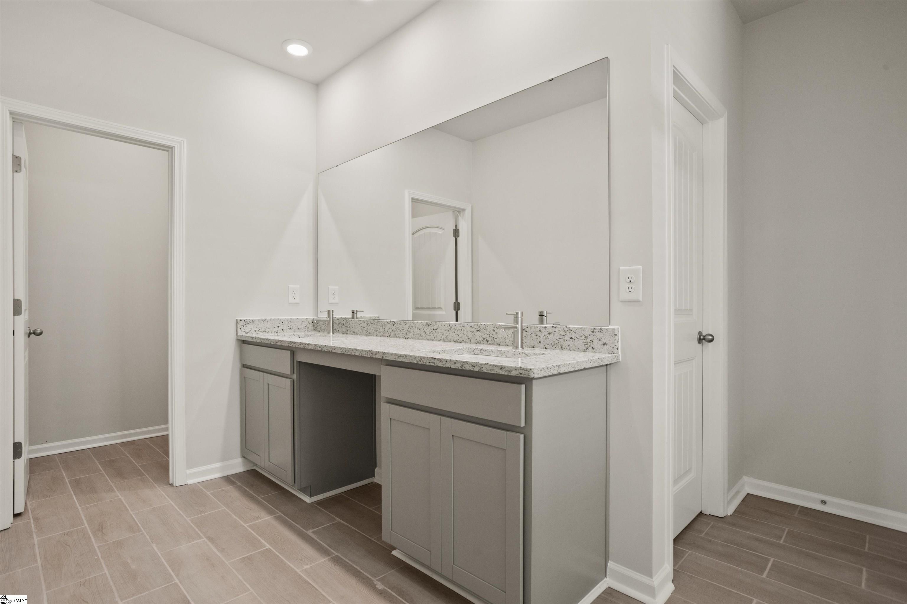617 Silver Fir Street Property Photo 21