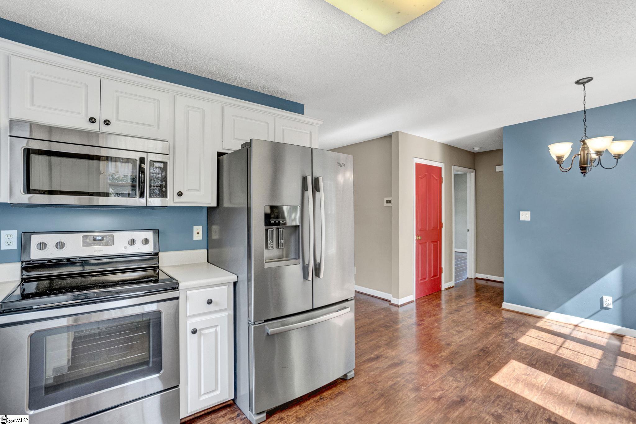 554 Plantation Creek Drive Property Photo 11