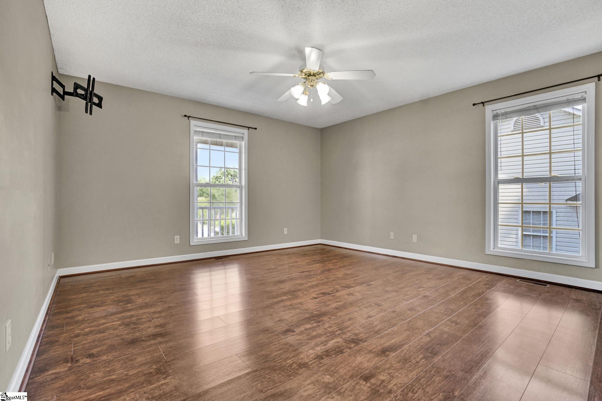 554 Plantation Creek Drive Property Photo 16
