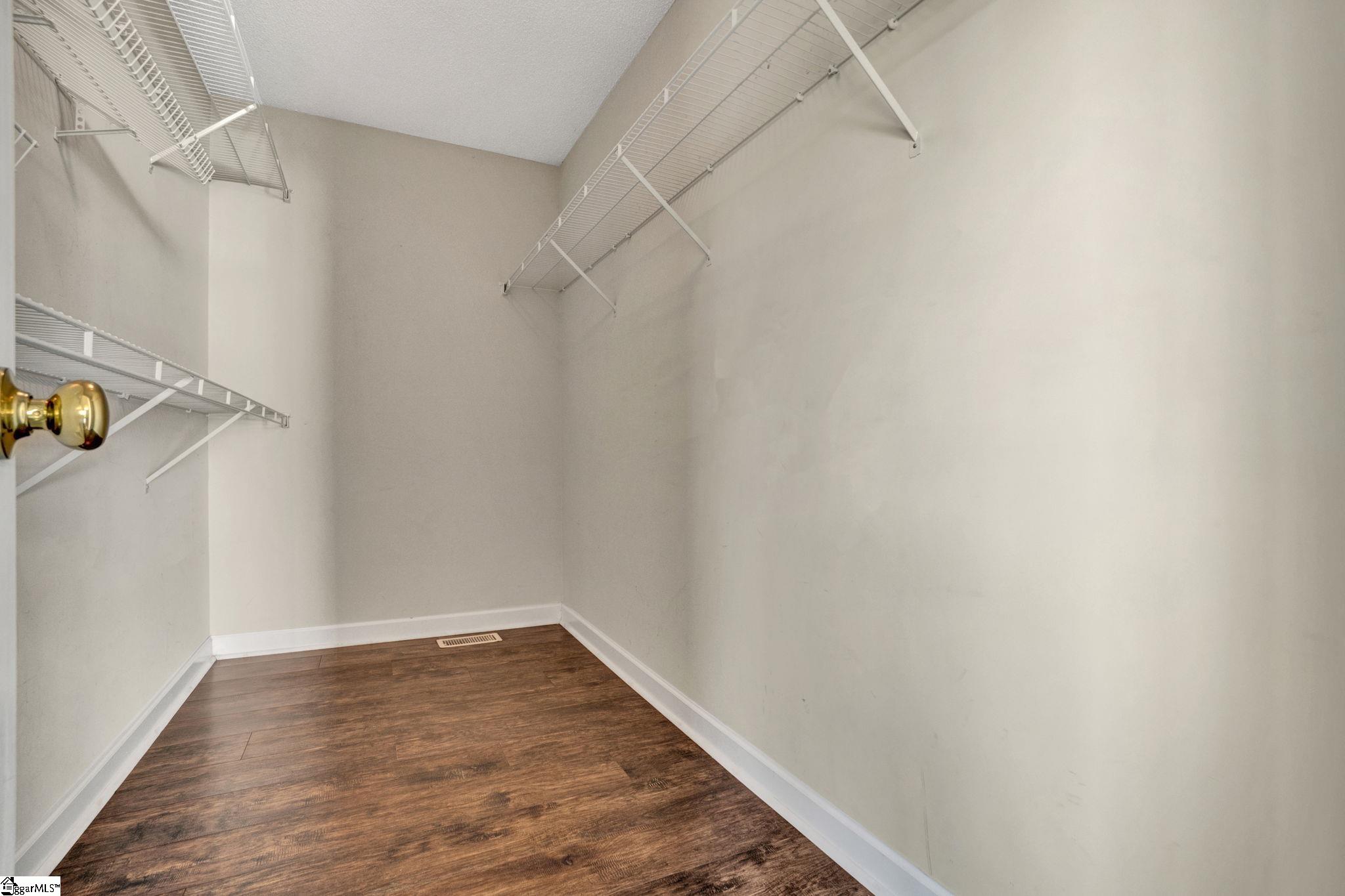 554 Plantation Creek Drive Property Photo 20