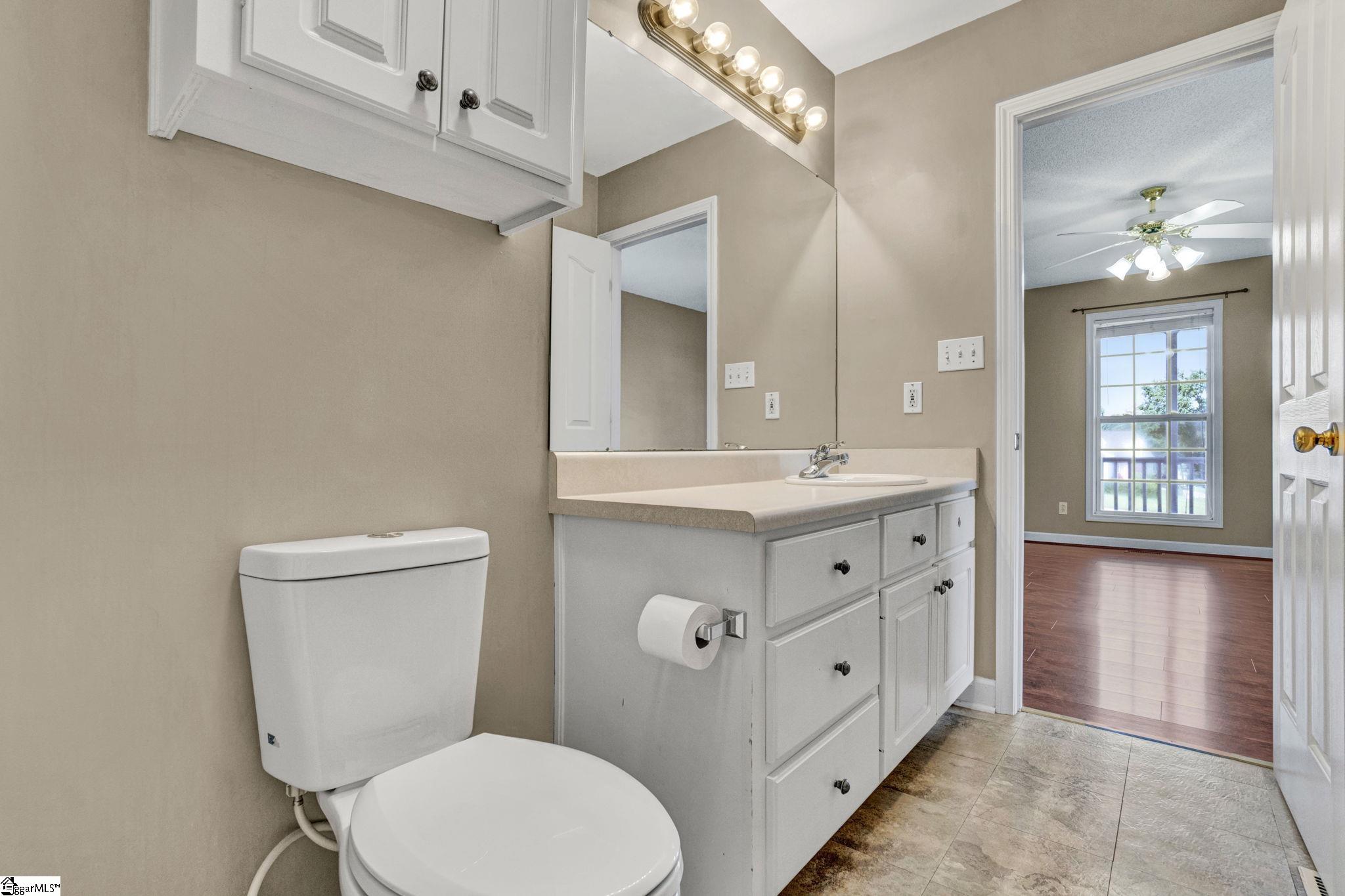 554 Plantation Creek Drive Property Photo 22