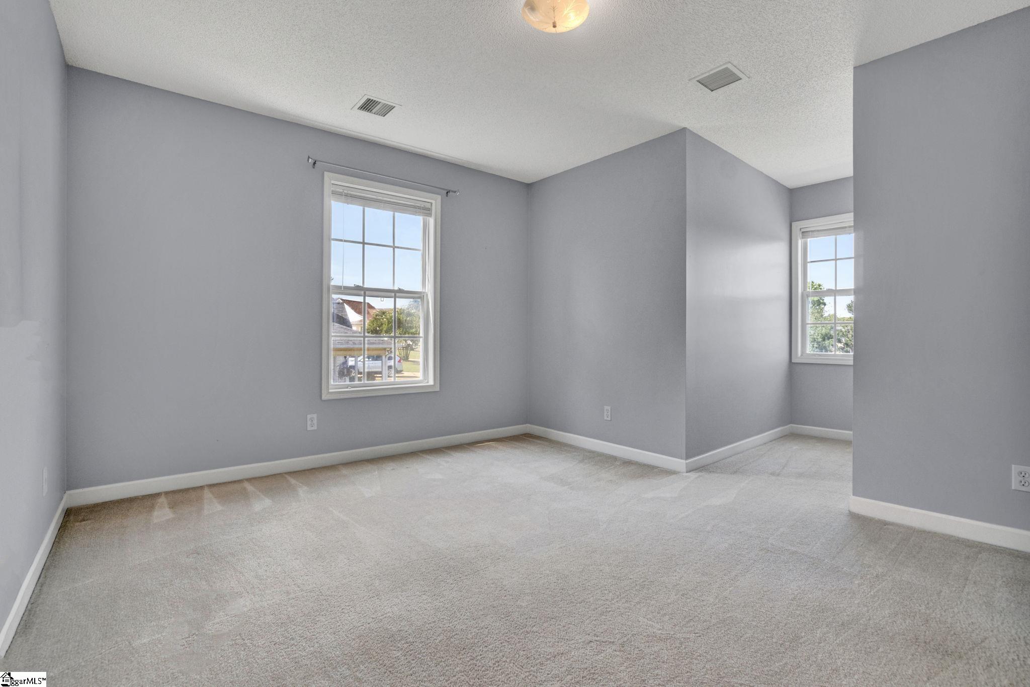 554 Plantation Creek Drive Property Photo 25