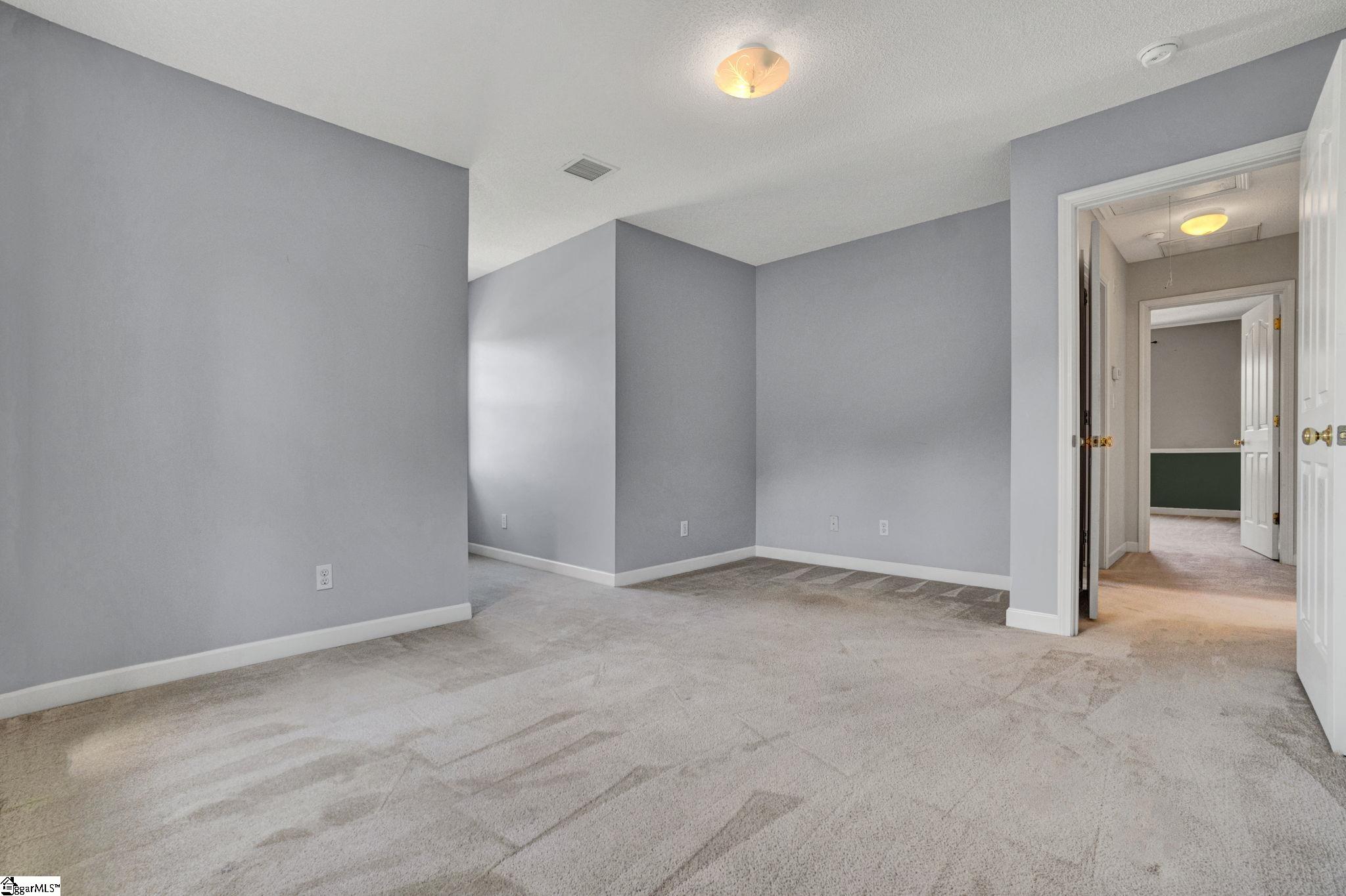 554 Plantation Creek Drive Property Photo 26
