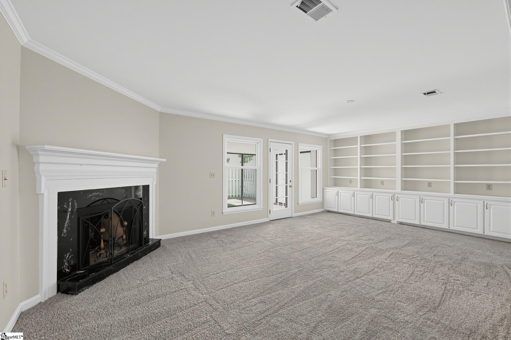 176 Buckstone Lane Property Photo 7