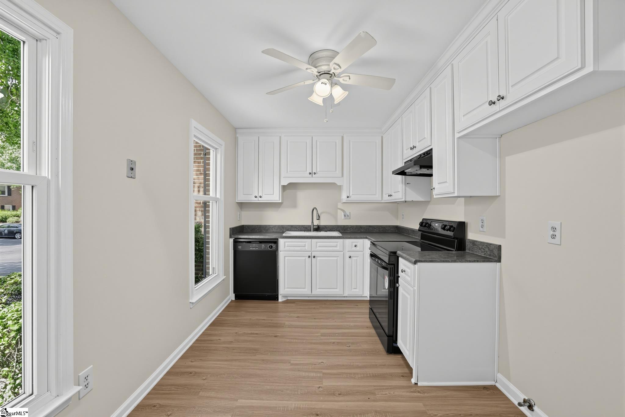 176 Buckstone Lane Property Photo 10