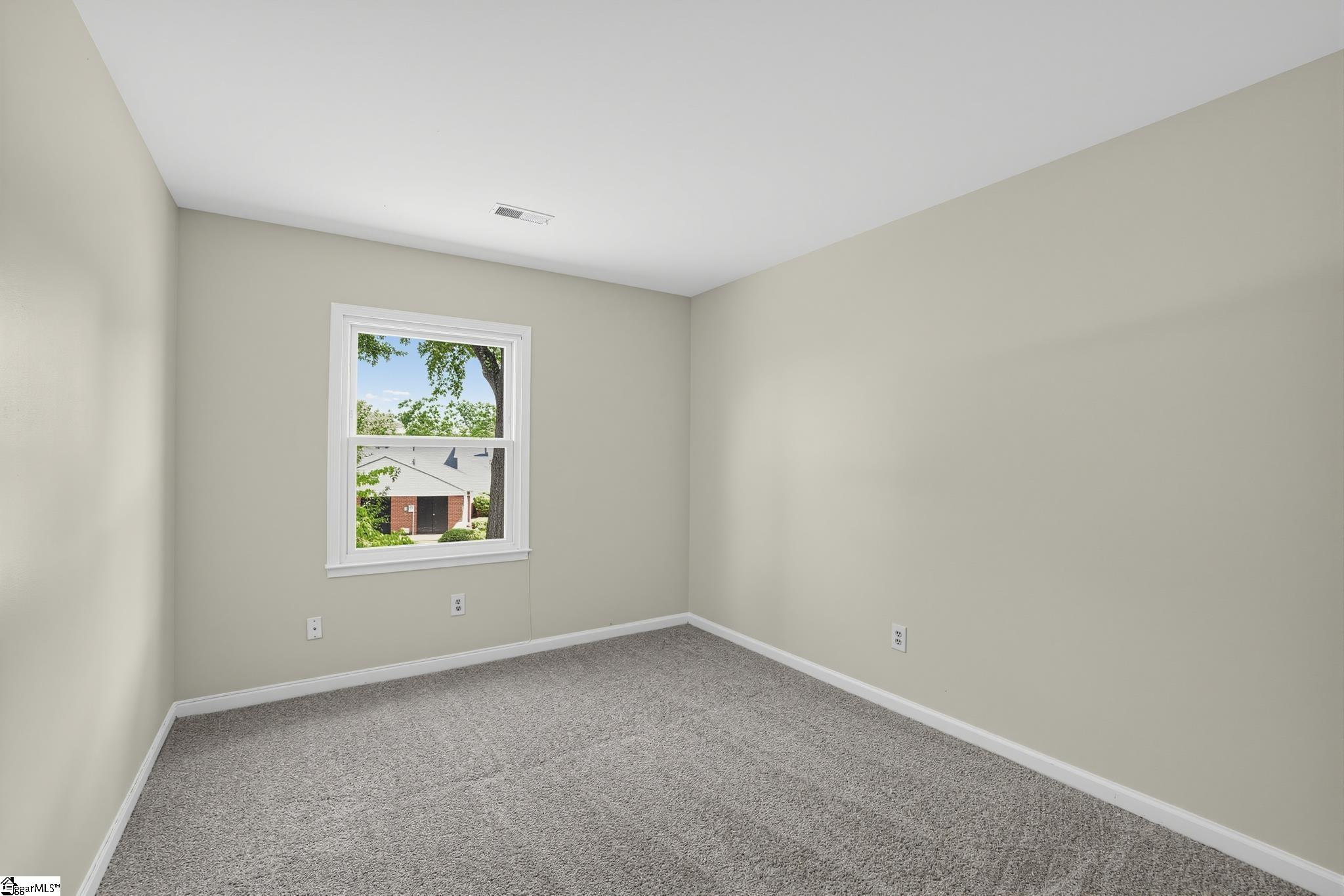 176 Buckstone Lane Property Photo 15