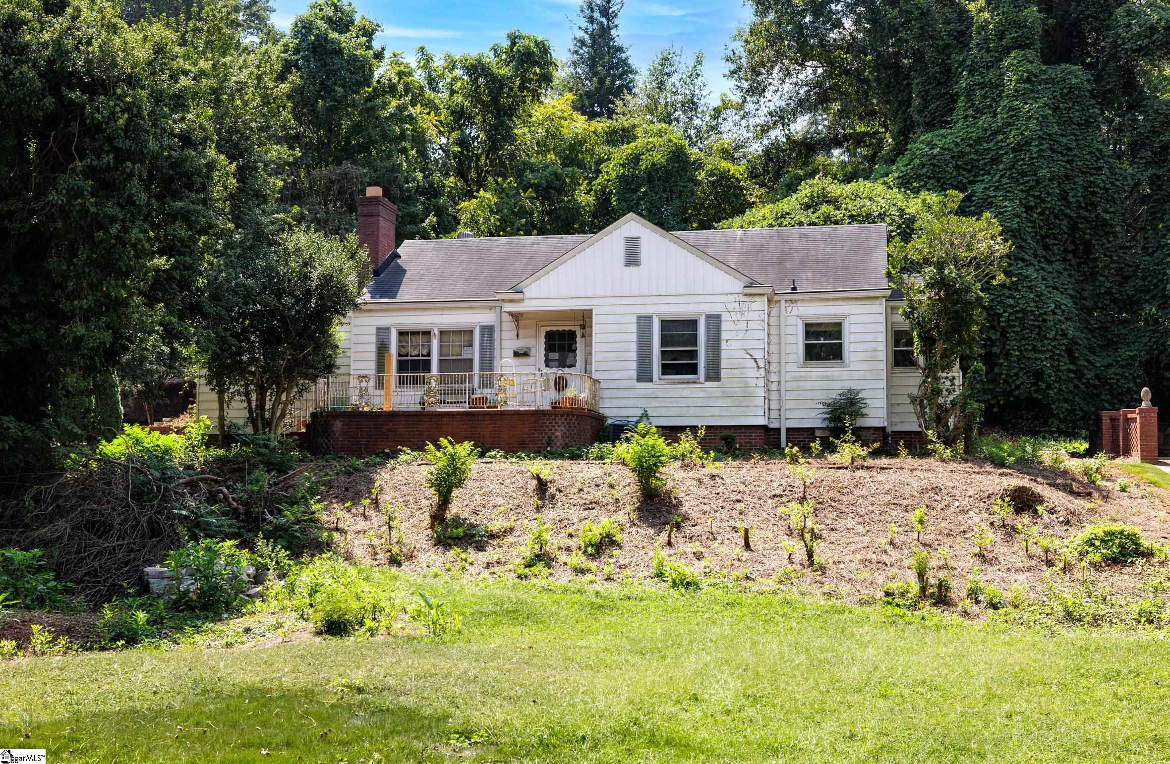 19 Hindman Drive Property Photo 1