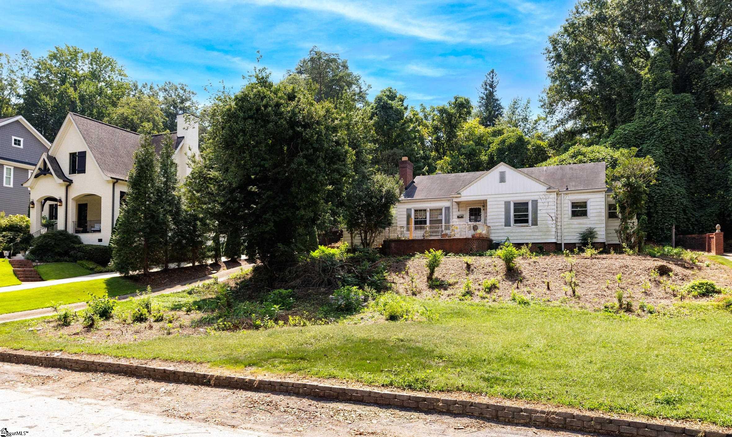 19 Hindman Drive Property Photo 3
