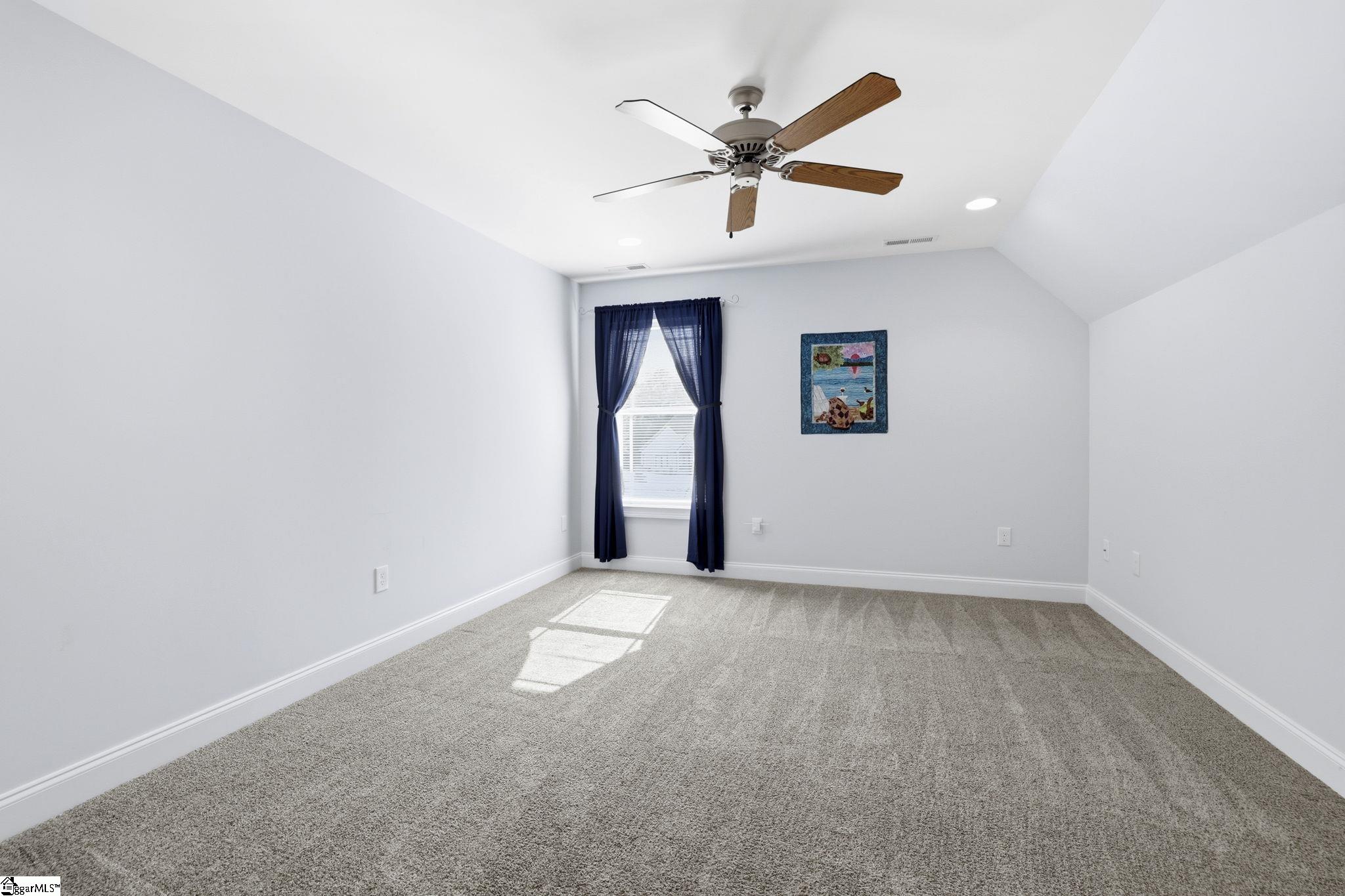 710 Man Of War Court Property Photo 25