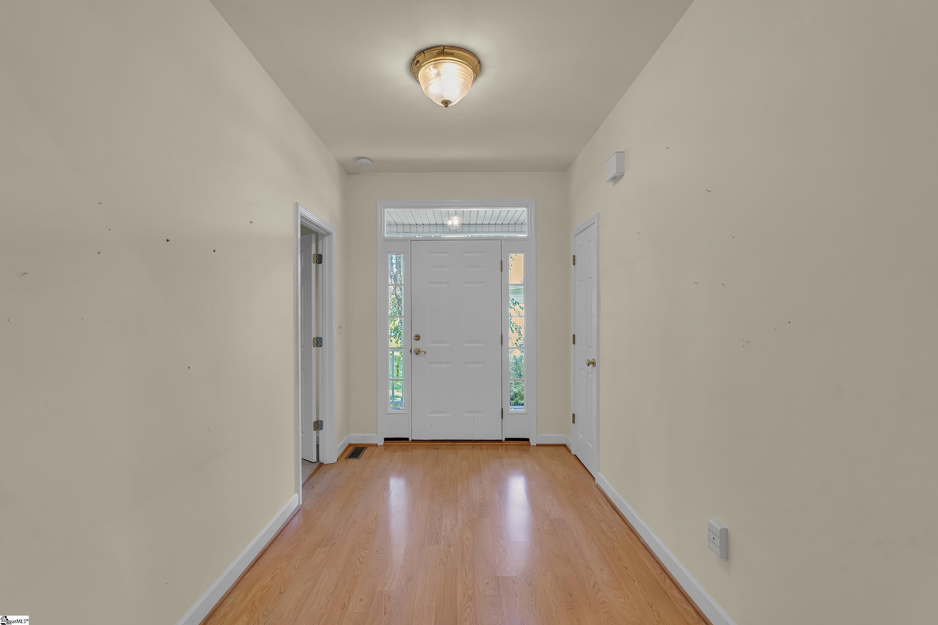 416 Beckenham Lane Property Photo 4