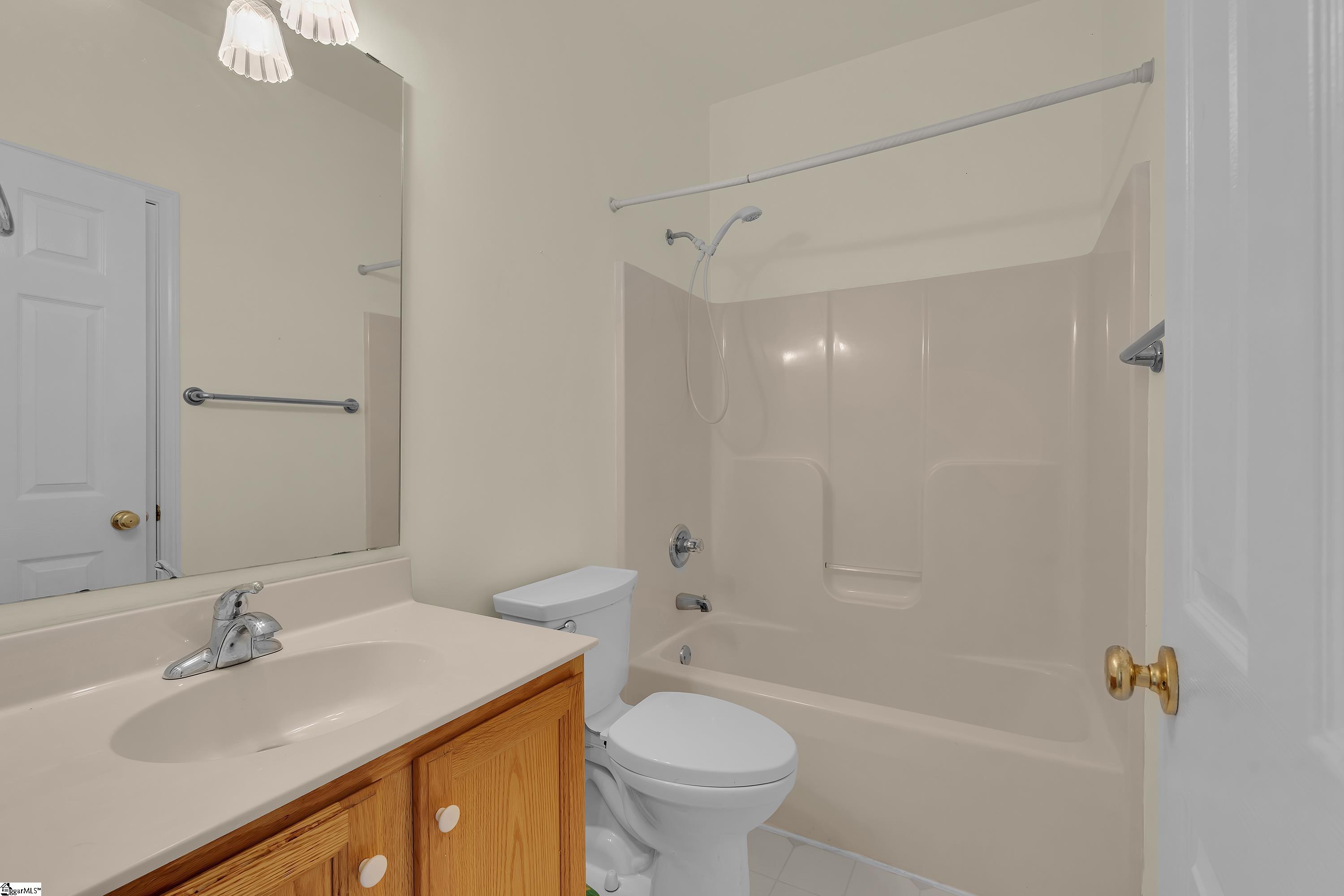 416 Beckenham Lane Property Photo 9