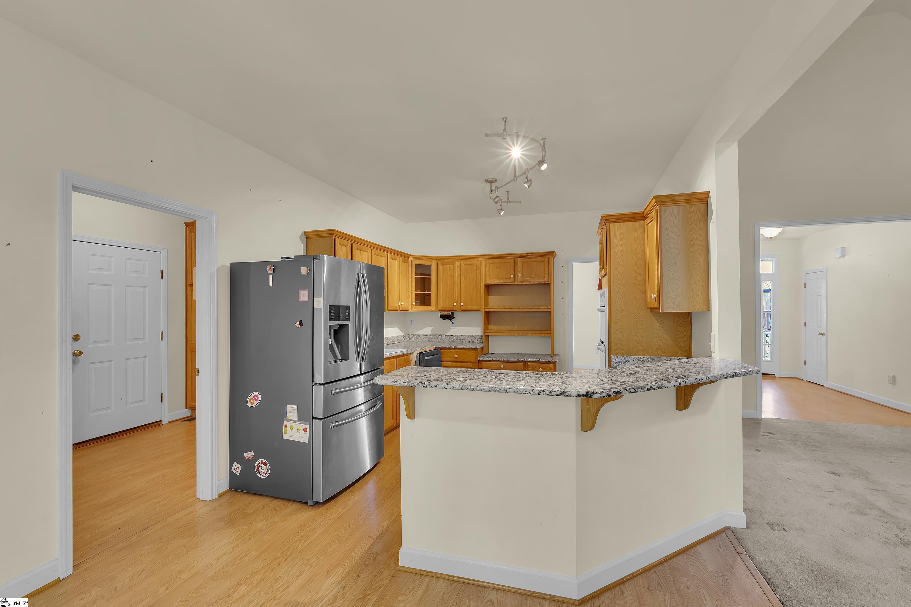 416 Beckenham Lane Property Photo 11
