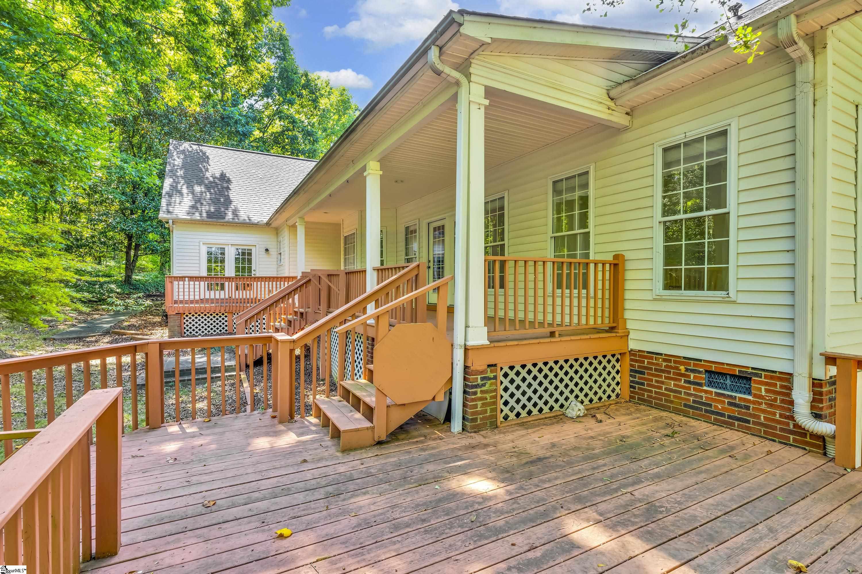 416 Beckenham Lane Property Photo 26
