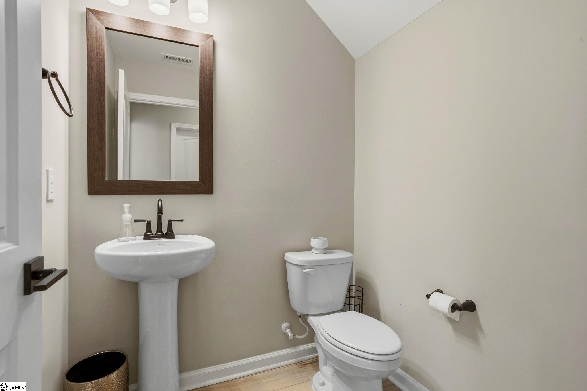 121 Hyssop Court Property Photo 18