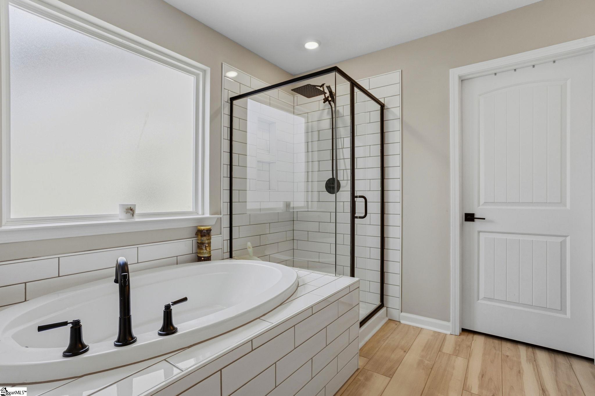 121 Hyssop Court Property Photo 24