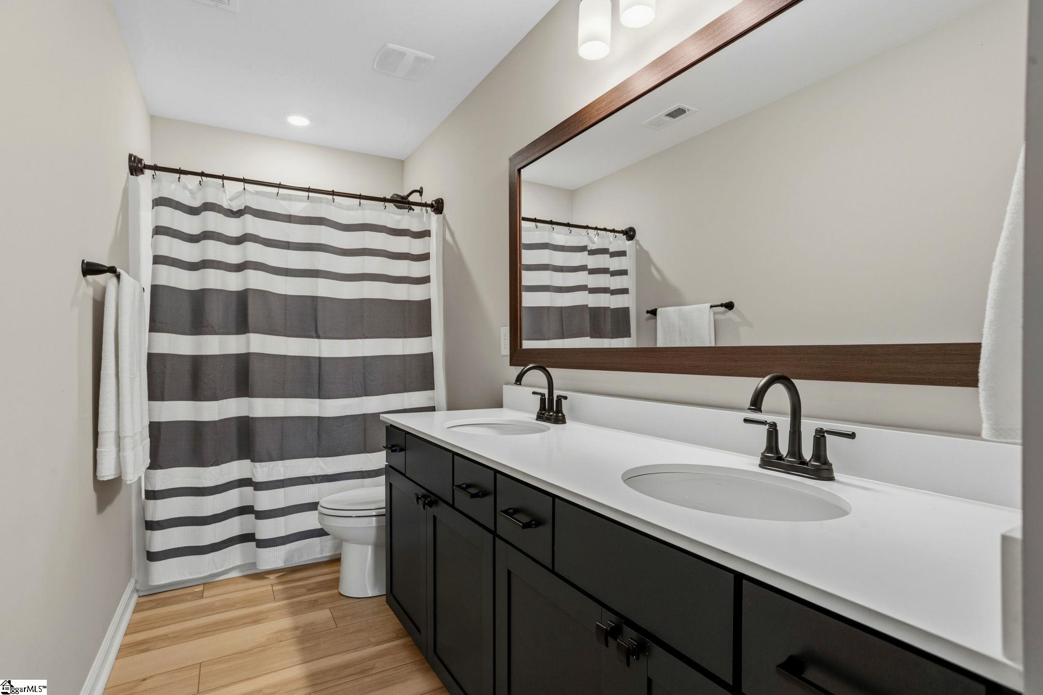 121 Hyssop Court Property Photo 29