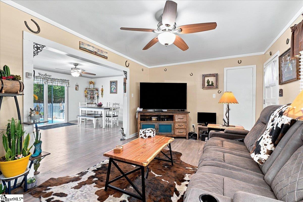 161 Moore Road Property Photo 8