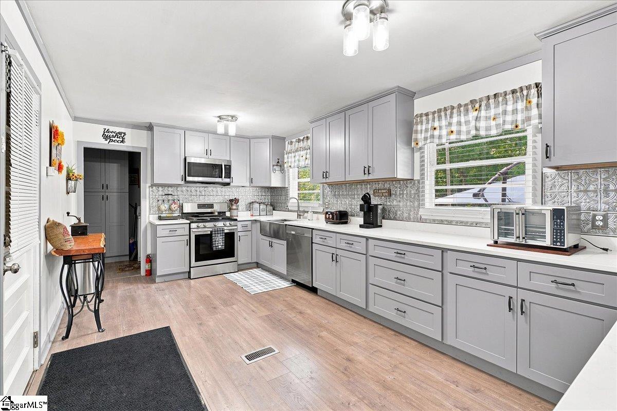 161 Moore Road Property Photo 15