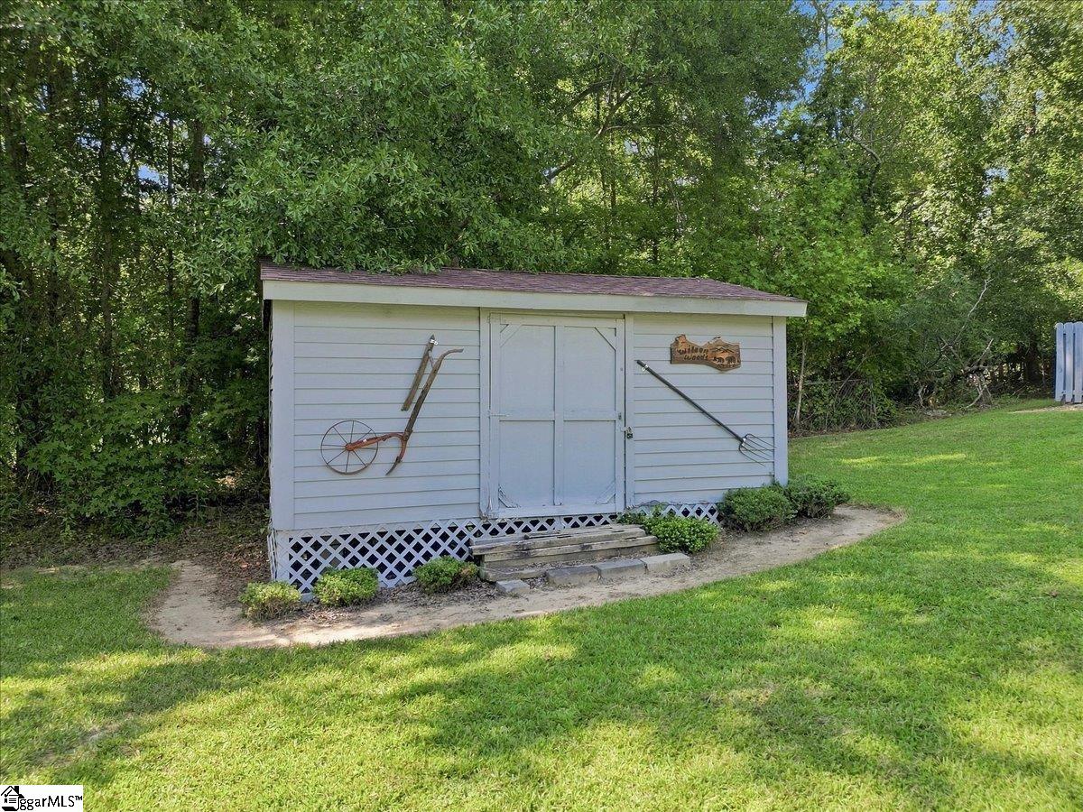 161 Moore Road Property Photo 30