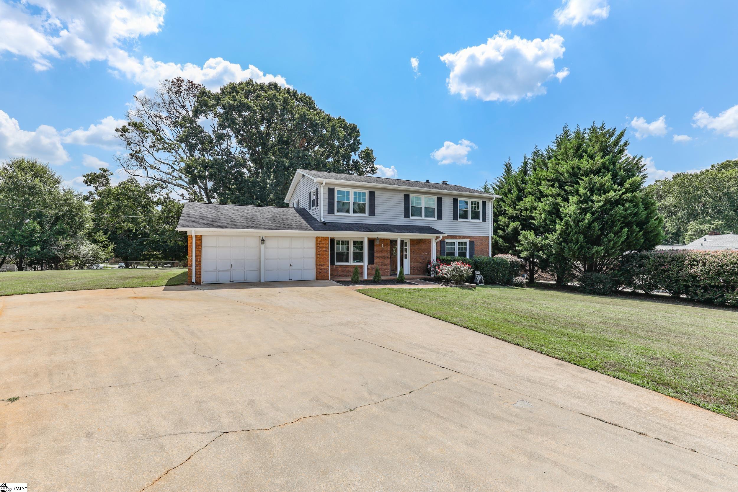 104 Forest Park Drive Property Photo 6