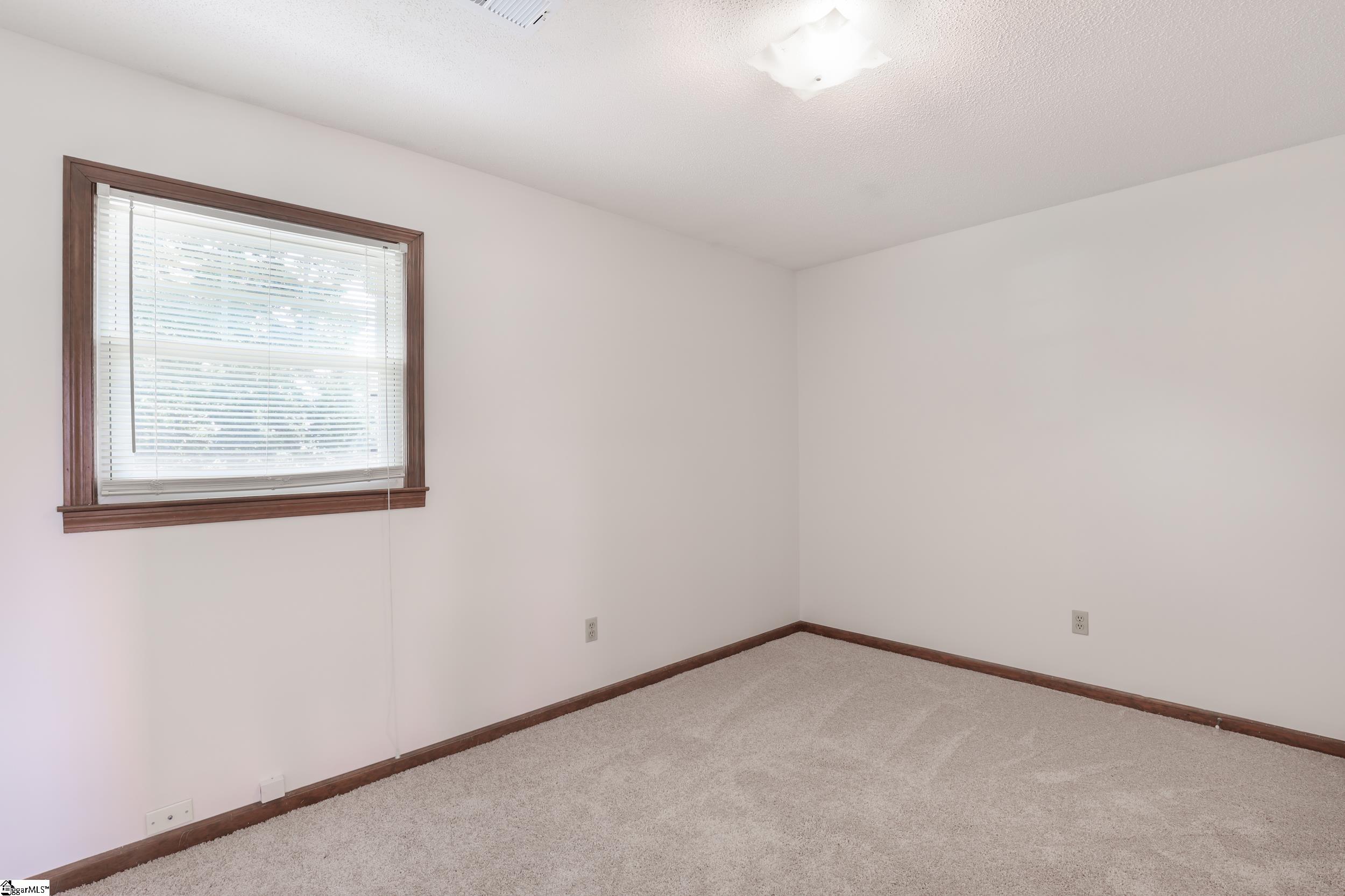 104 Forest Park Drive Property Photo 30