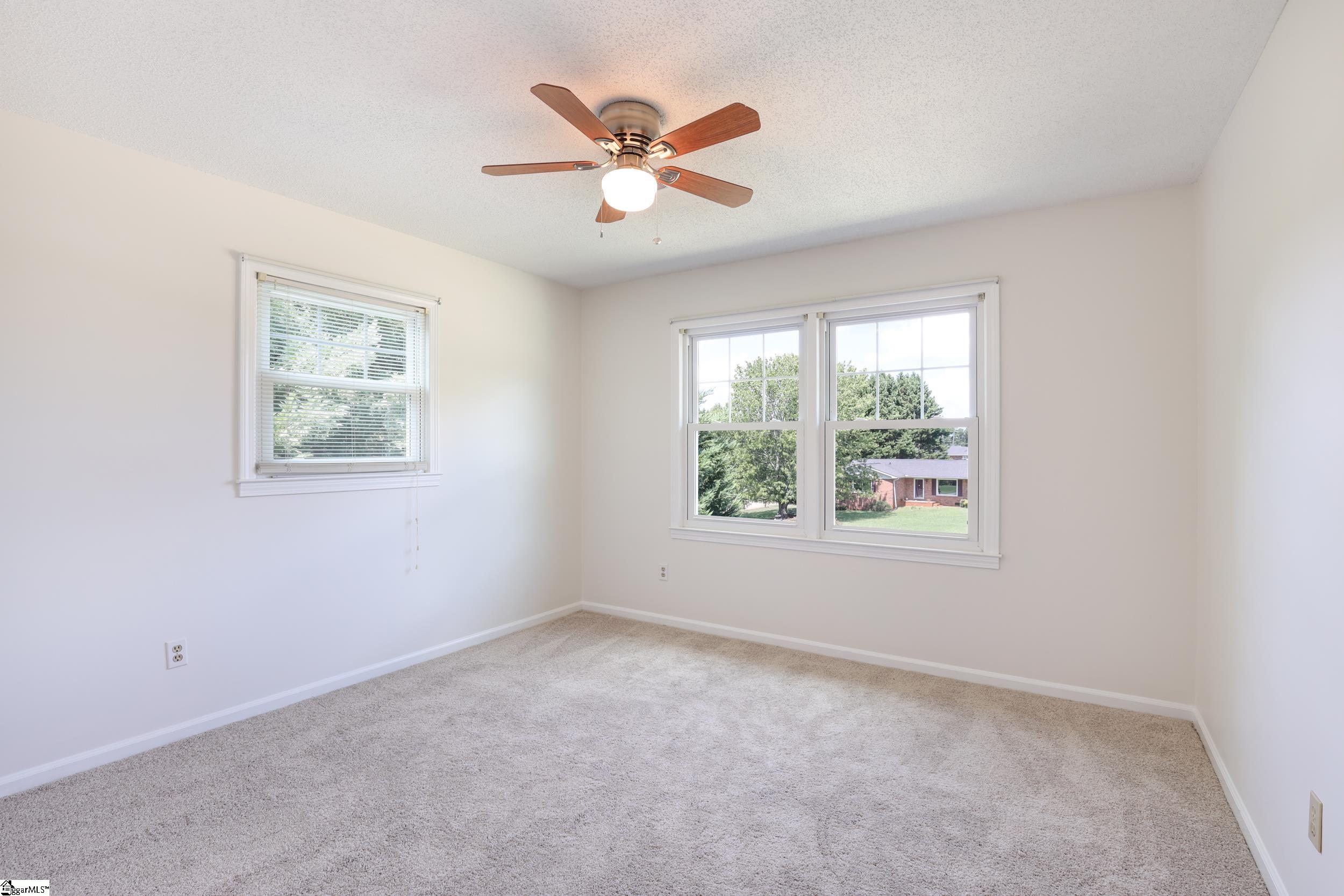 104 Forest Park Drive Property Photo 32