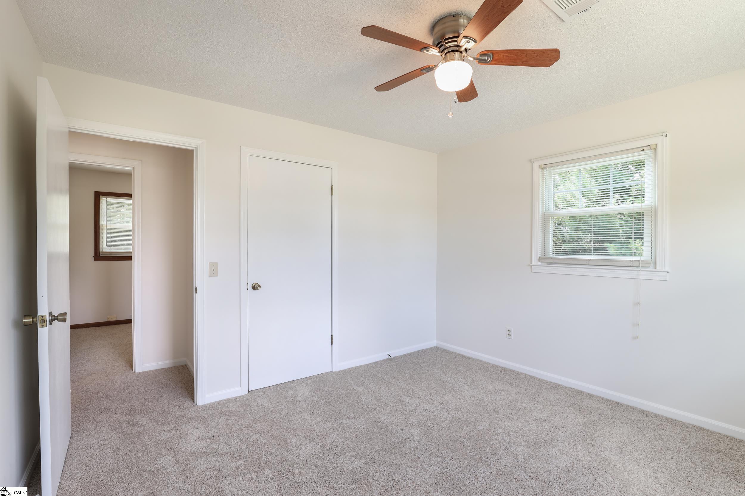 104 Forest Park Drive Property Photo 33