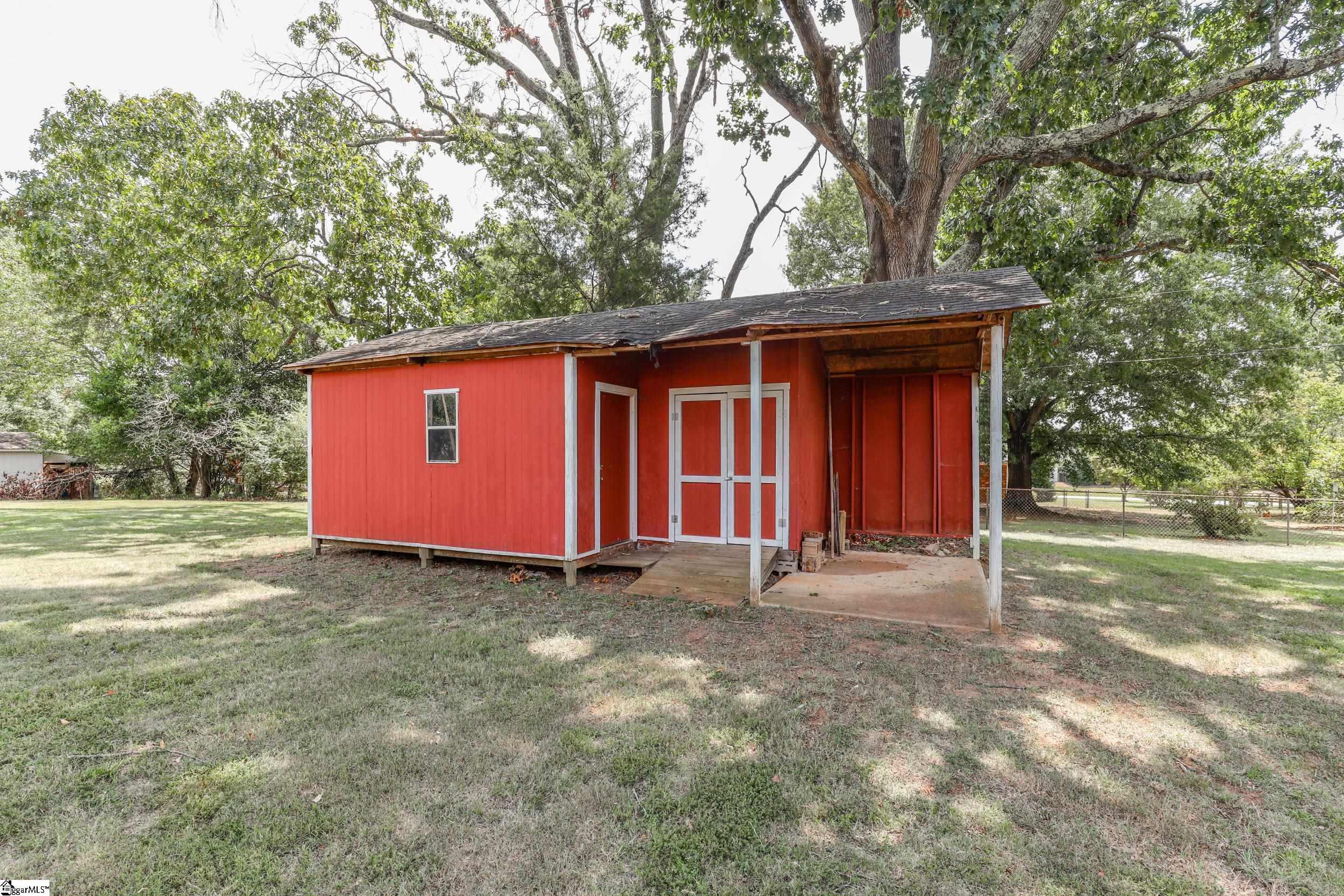 104 Forest Park Drive Property Photo 45