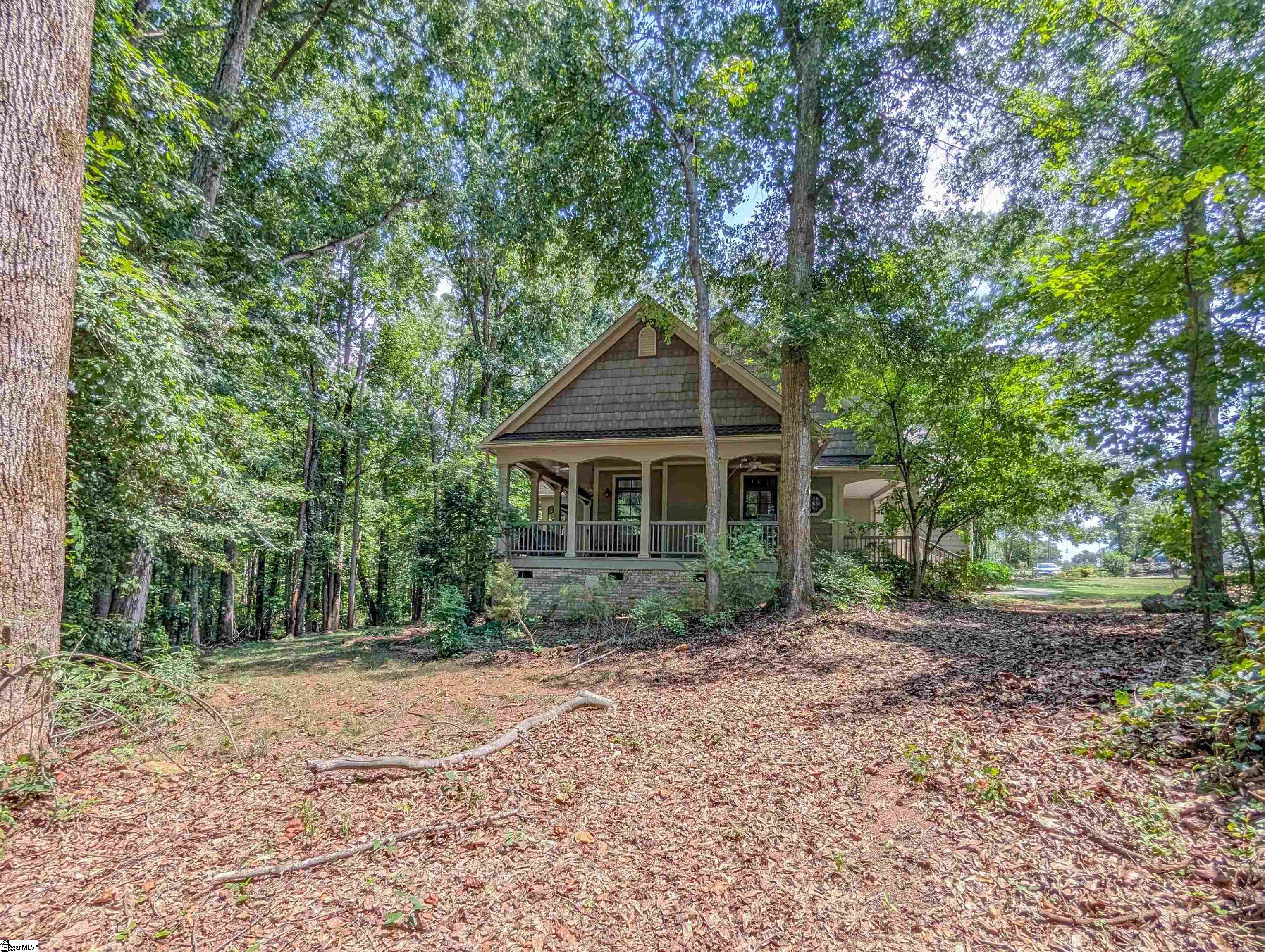 255 Oak Road Property Photo 5