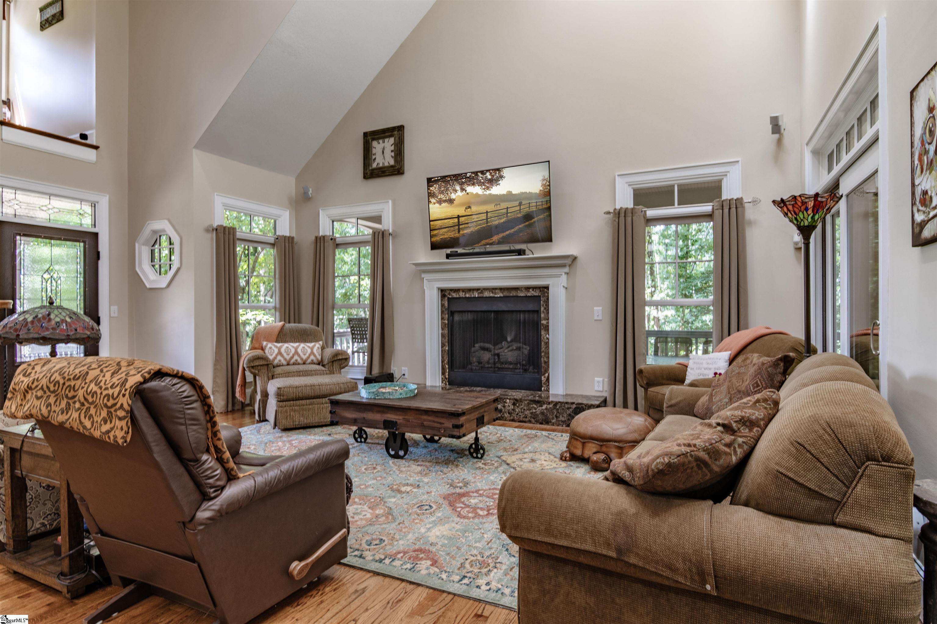 255 Oak Road Property Photo 16