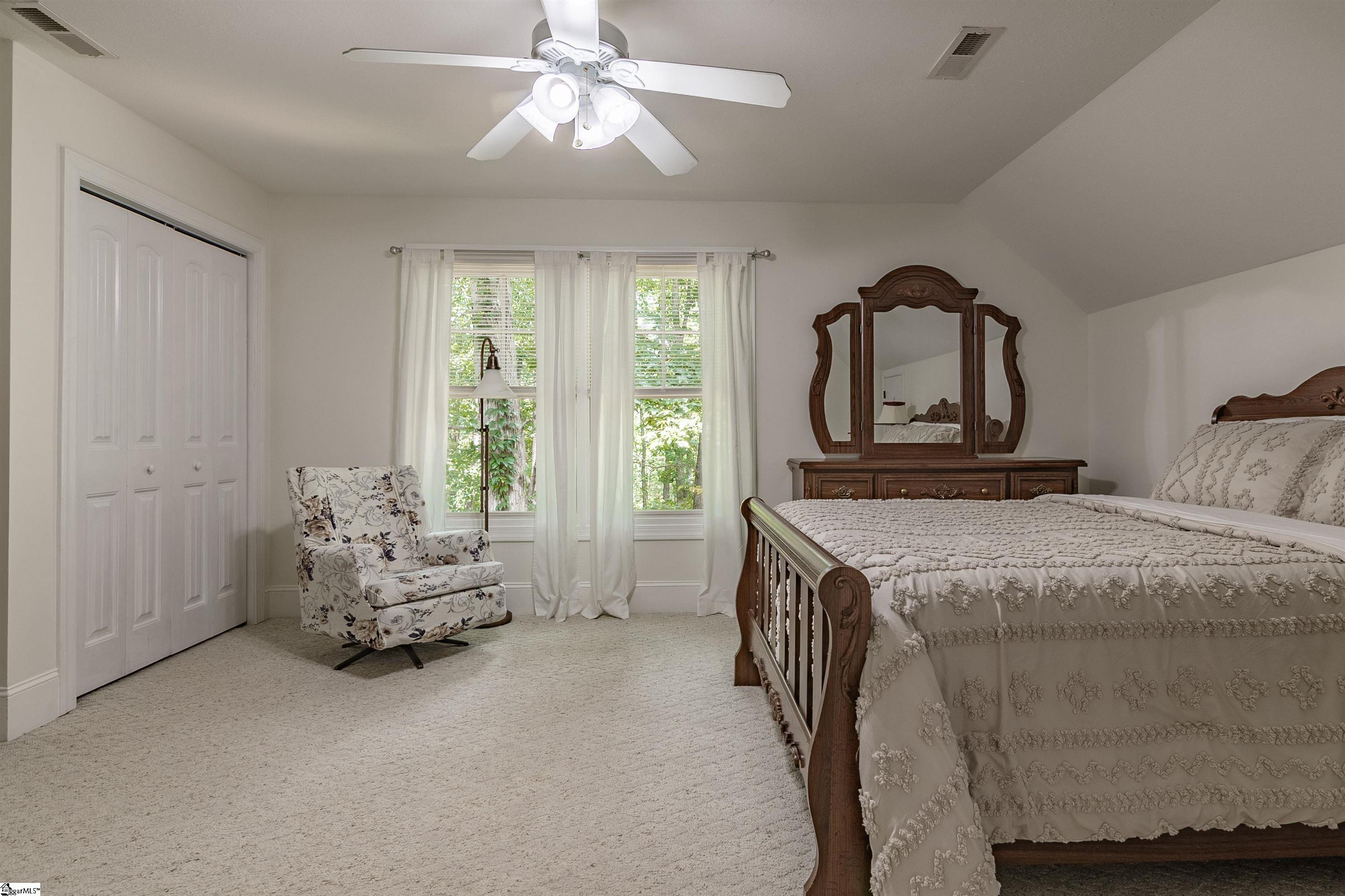 255 Oak Road Property Photo 34