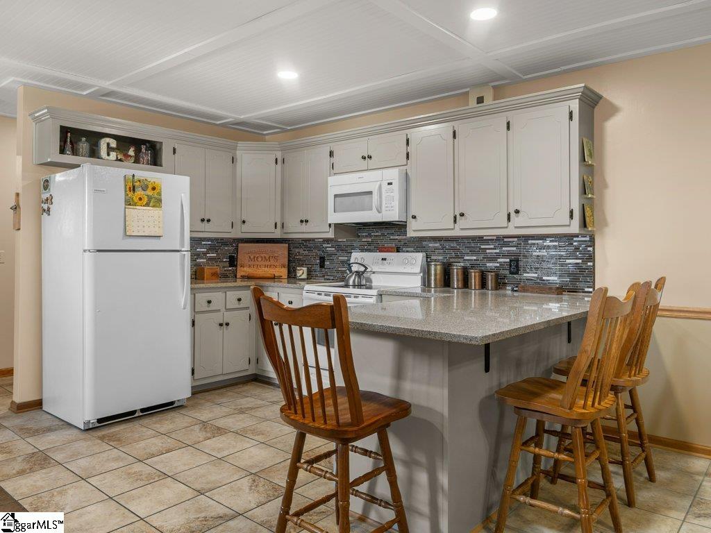 632 Circle Drive Property Photo 13