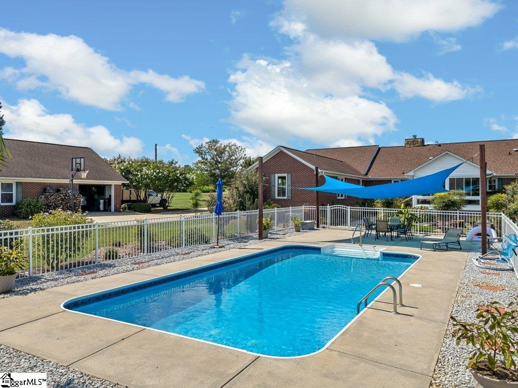 632 Circle Drive Property Photo 40