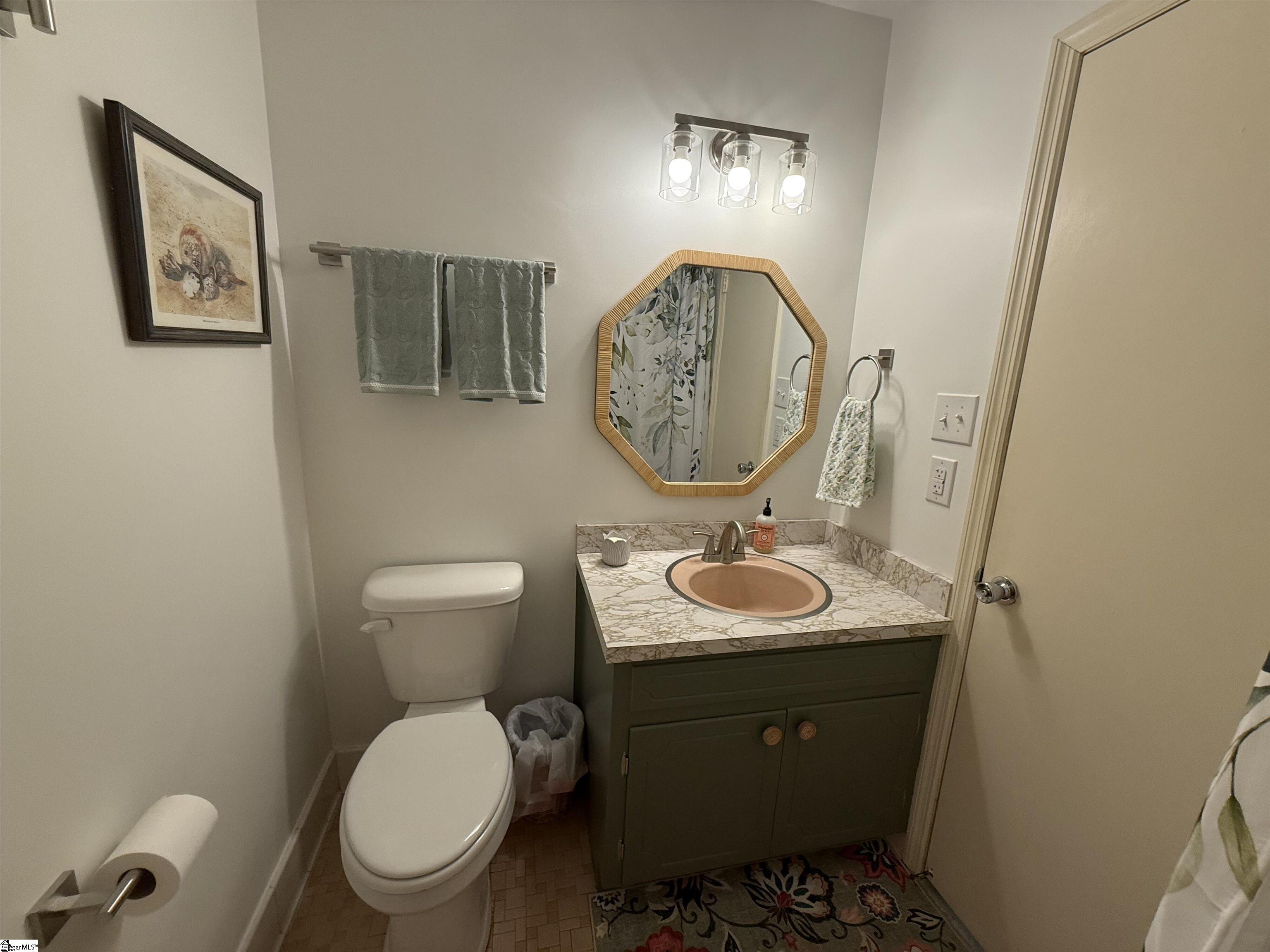 104 Russell Street Property Photo 23
