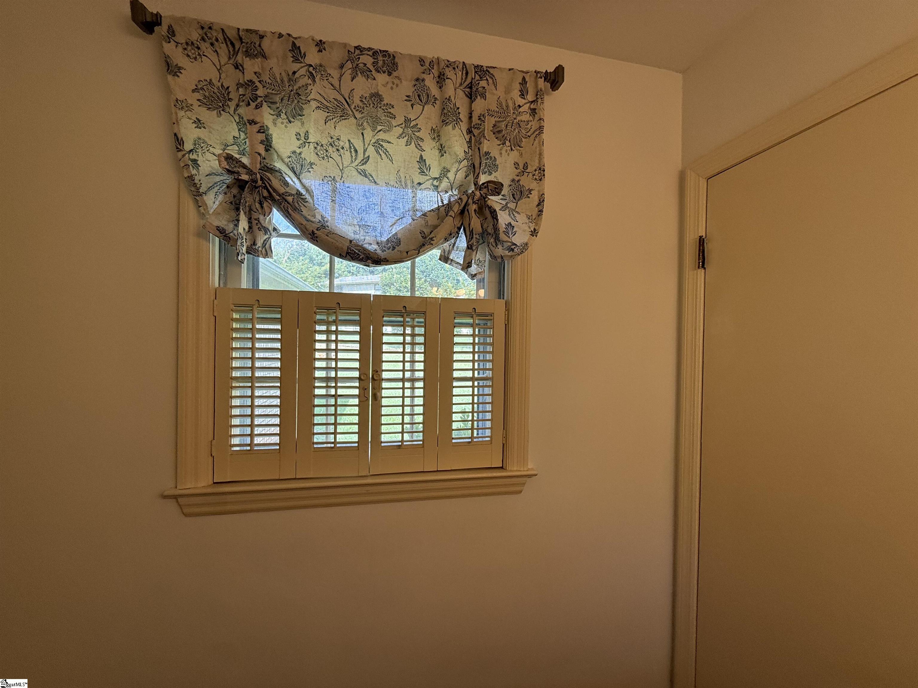 104 Russell Street Property Photo 32