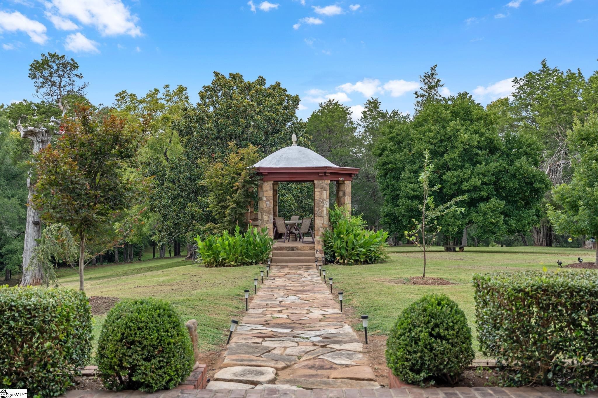 2403 Cross Keys Highway Property Photo 32