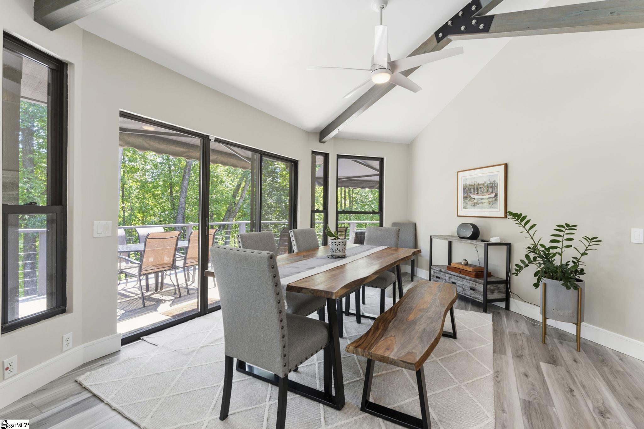 305 Raven Cliff Road Property Photo 10